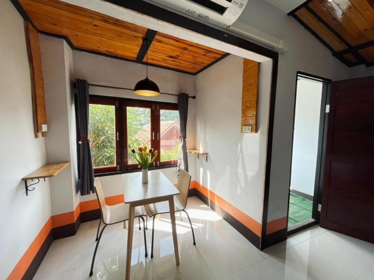 Living room in Mookboonchu Guesthouse ,Kohmook Trang