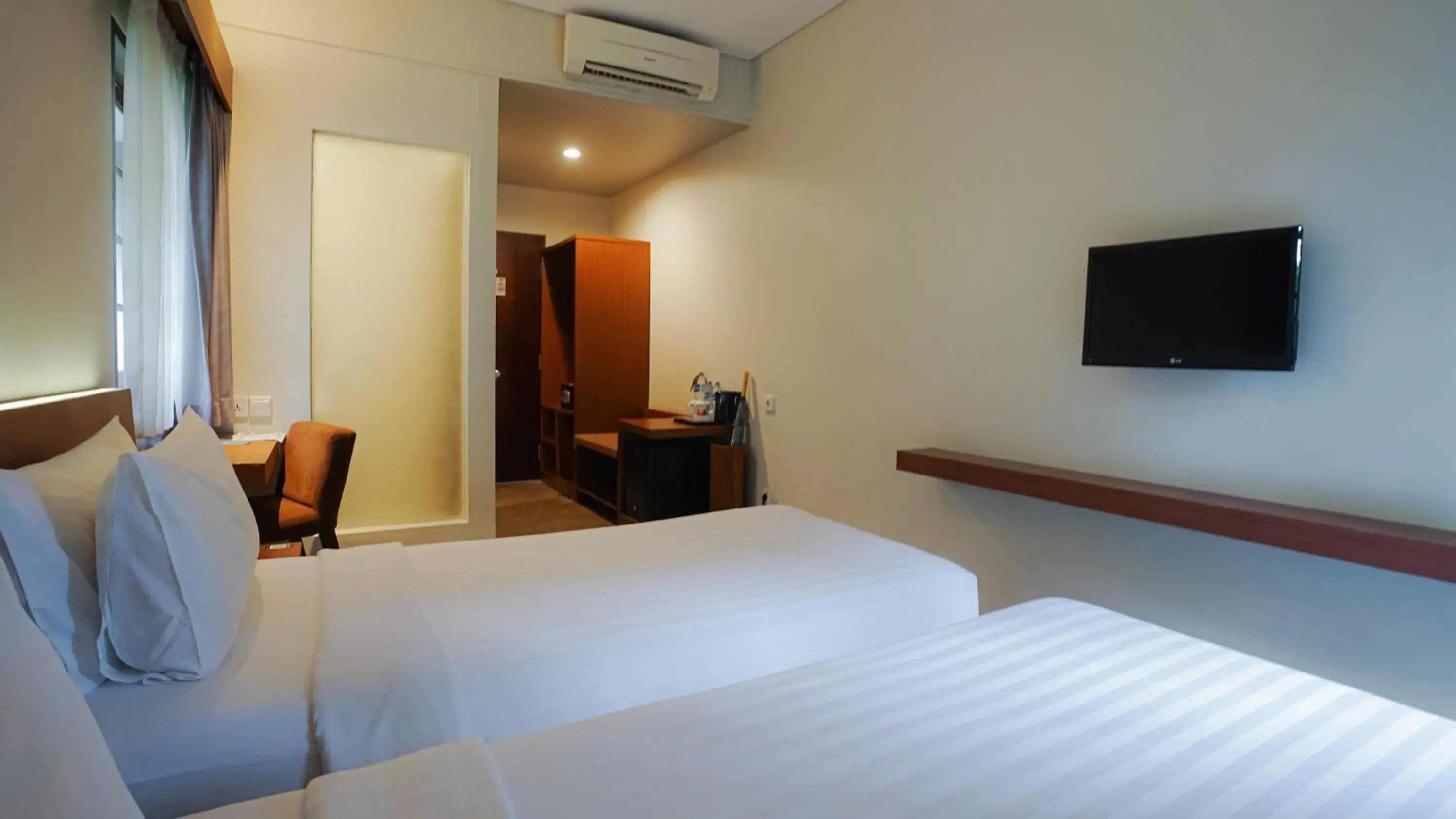 Bed in Grand Whiz Hotel Nusa Dua Bali Bed in Grand Whiz Hotel Nusa Dua Bali