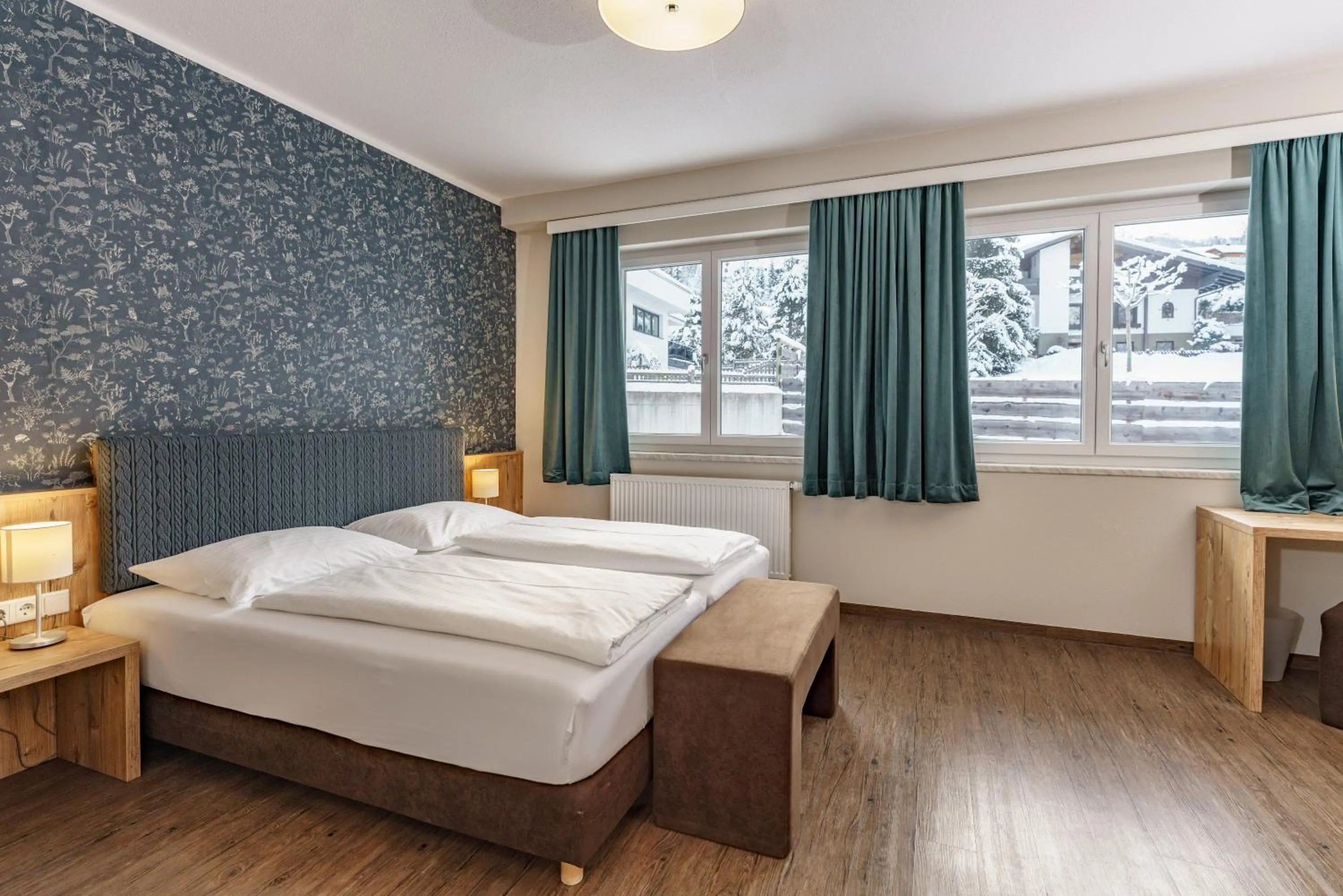 Photo of the whole room, Bed in Landhaus Hubertus Wellness & Breakfast