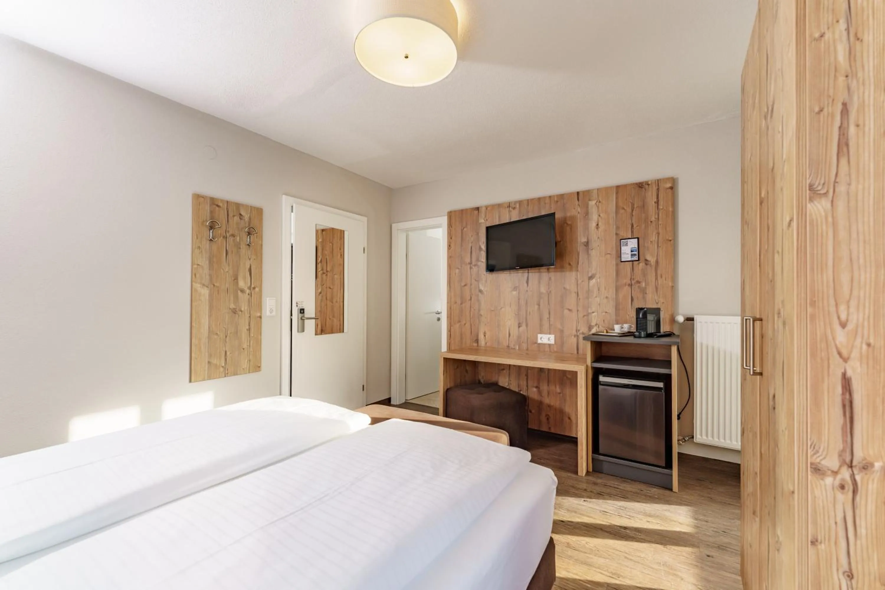 Photo of the whole room, Bed in Landhaus Hubertus Wellness & Breakfast