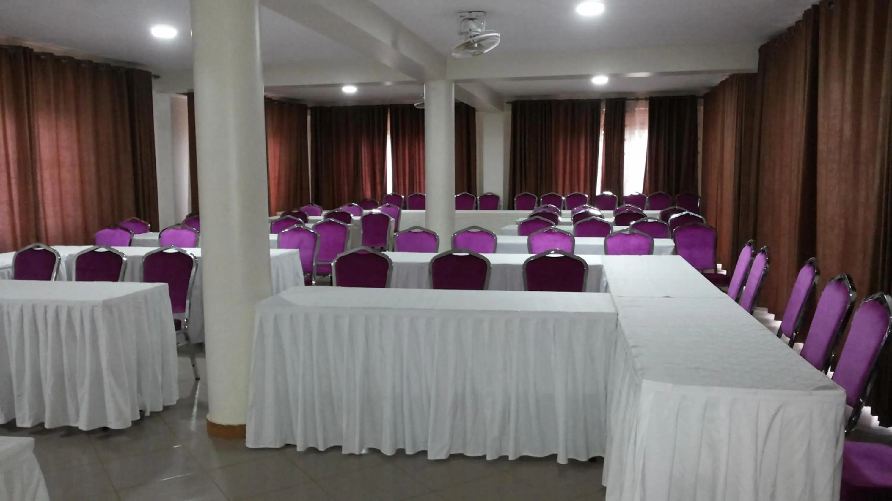 Meeting/conference room in MakanHill Resort Hotel