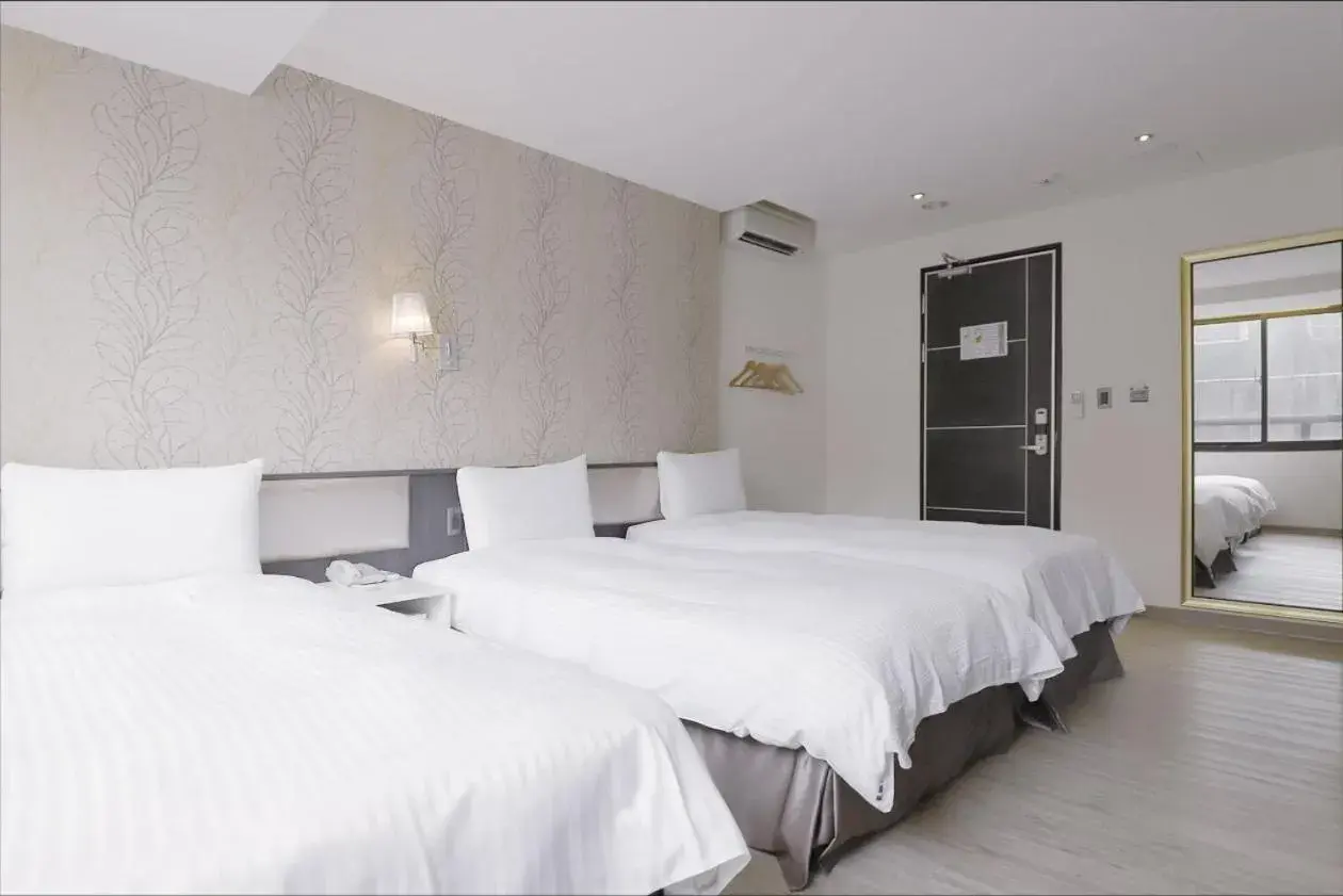 Bed in Talmud Hotel Taichung Bed in Talmud Hotel Taichung