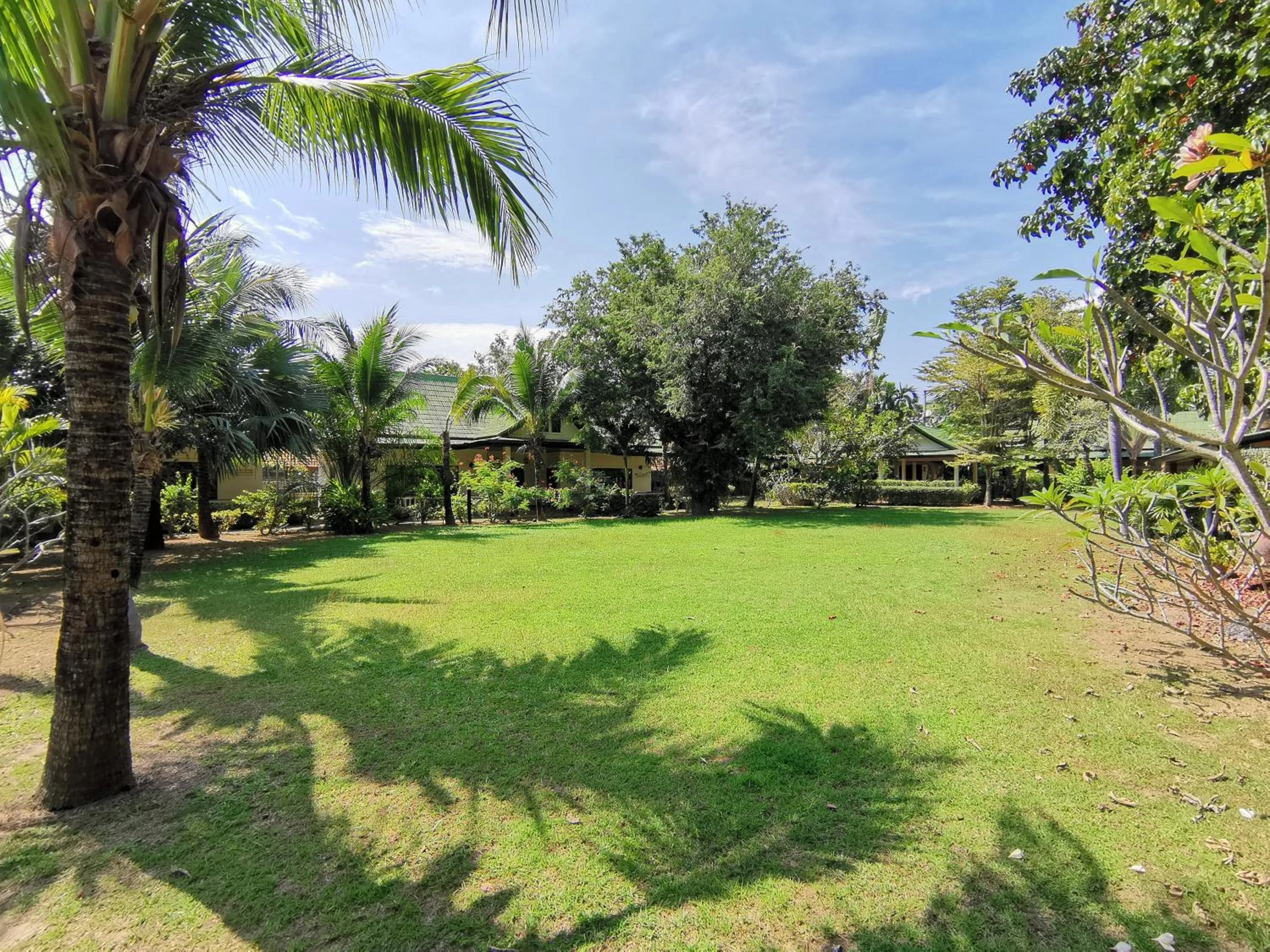 Garden in Tuna Resort