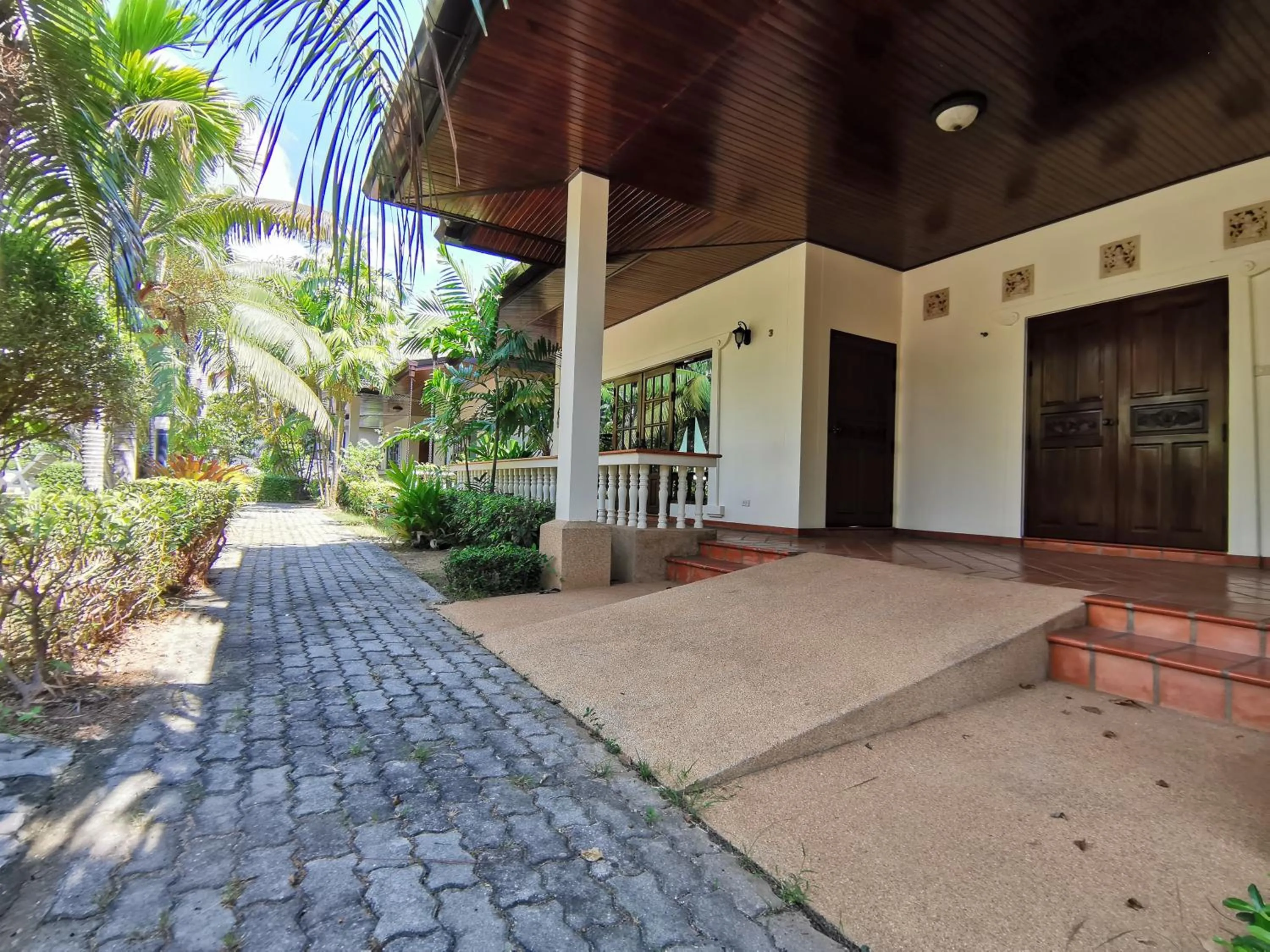 Facade/entrance in Tuna Resort