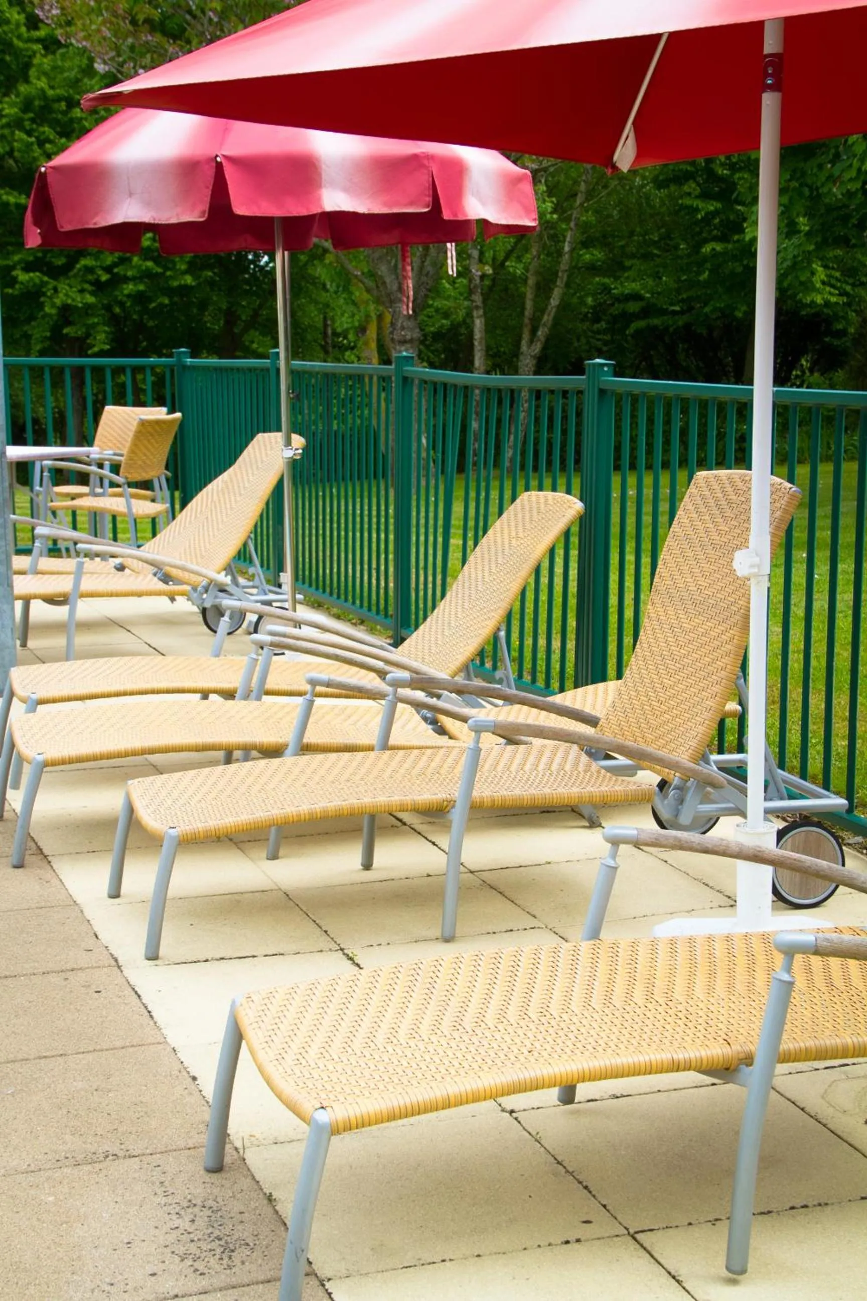 Swimming pool in Logis L'Ermitage Hôtel & Restaurant