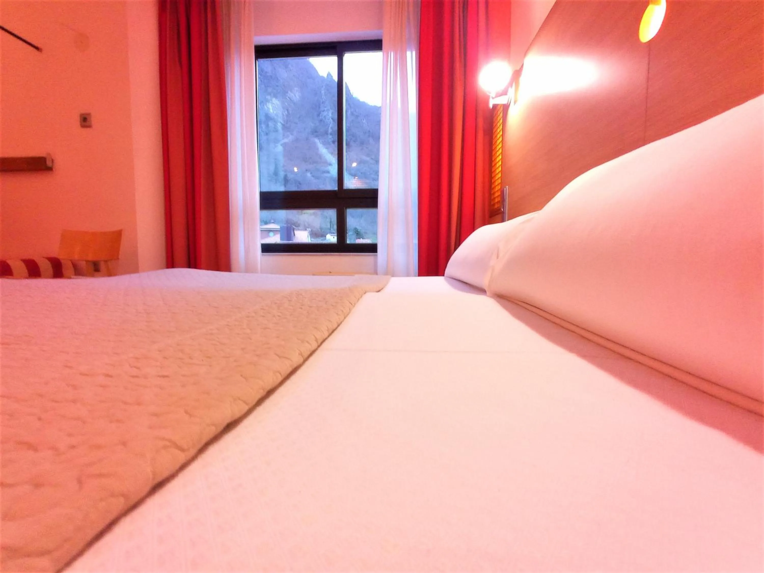 Bed in Hotel Castillo del Alba