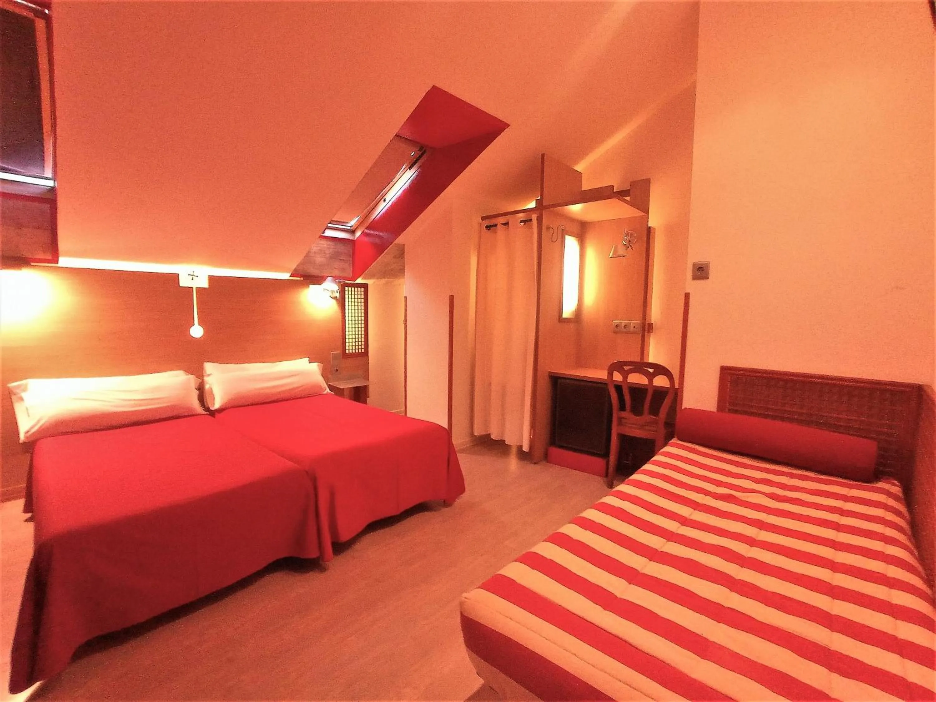 Bed in Hotel Castillo del Alba