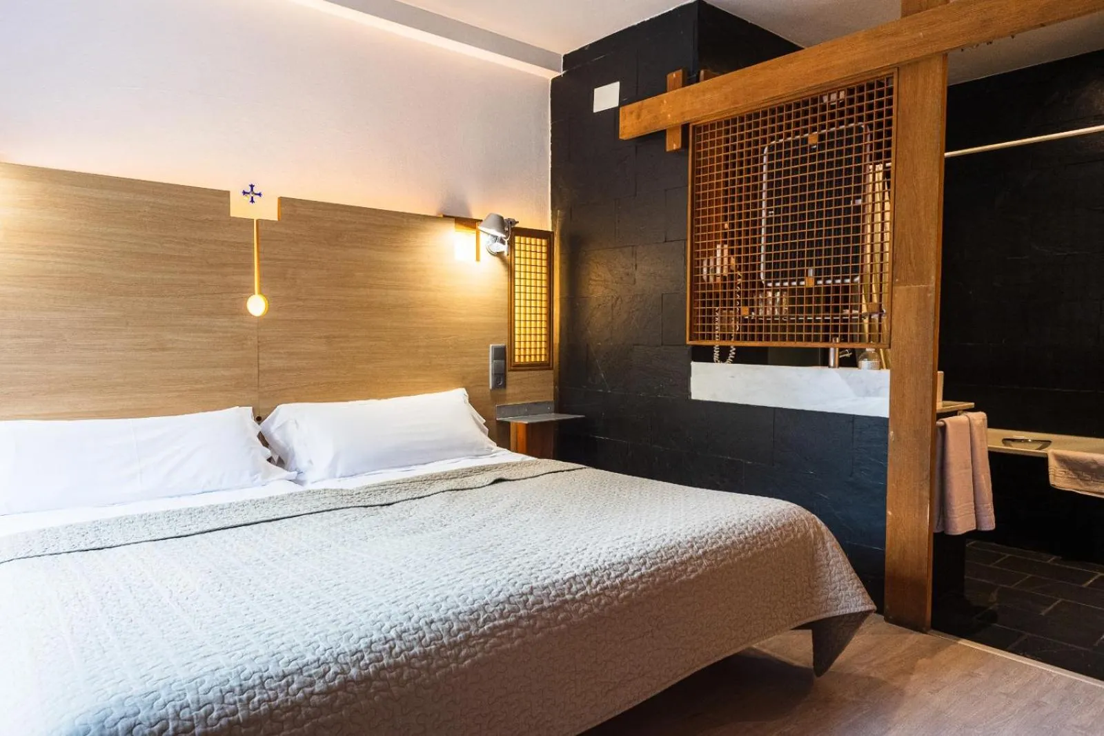 Bed in Hotel Castillo del Alba