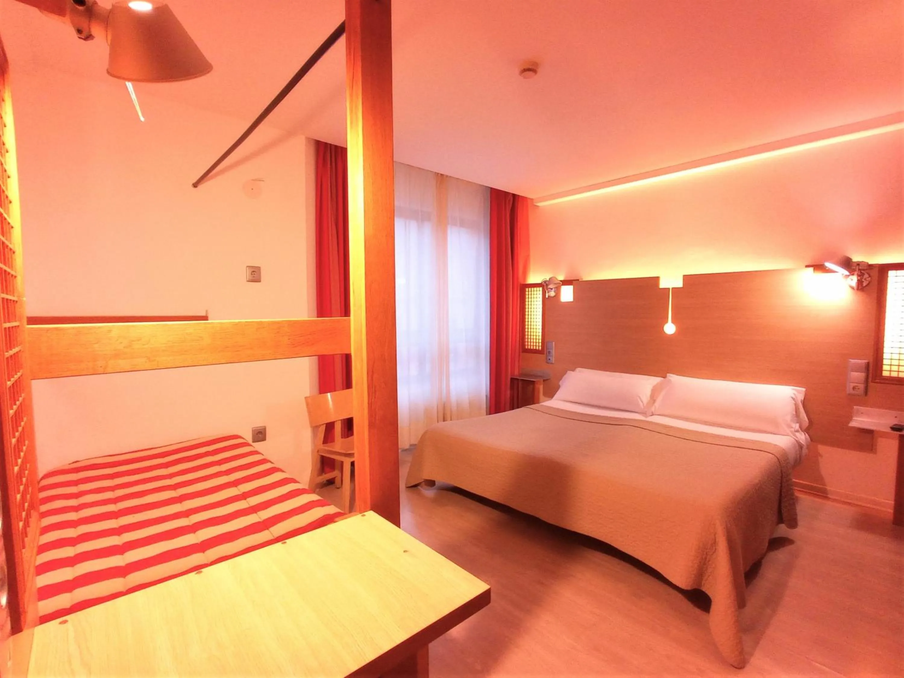 Bed in Hotel Castillo del Alba
