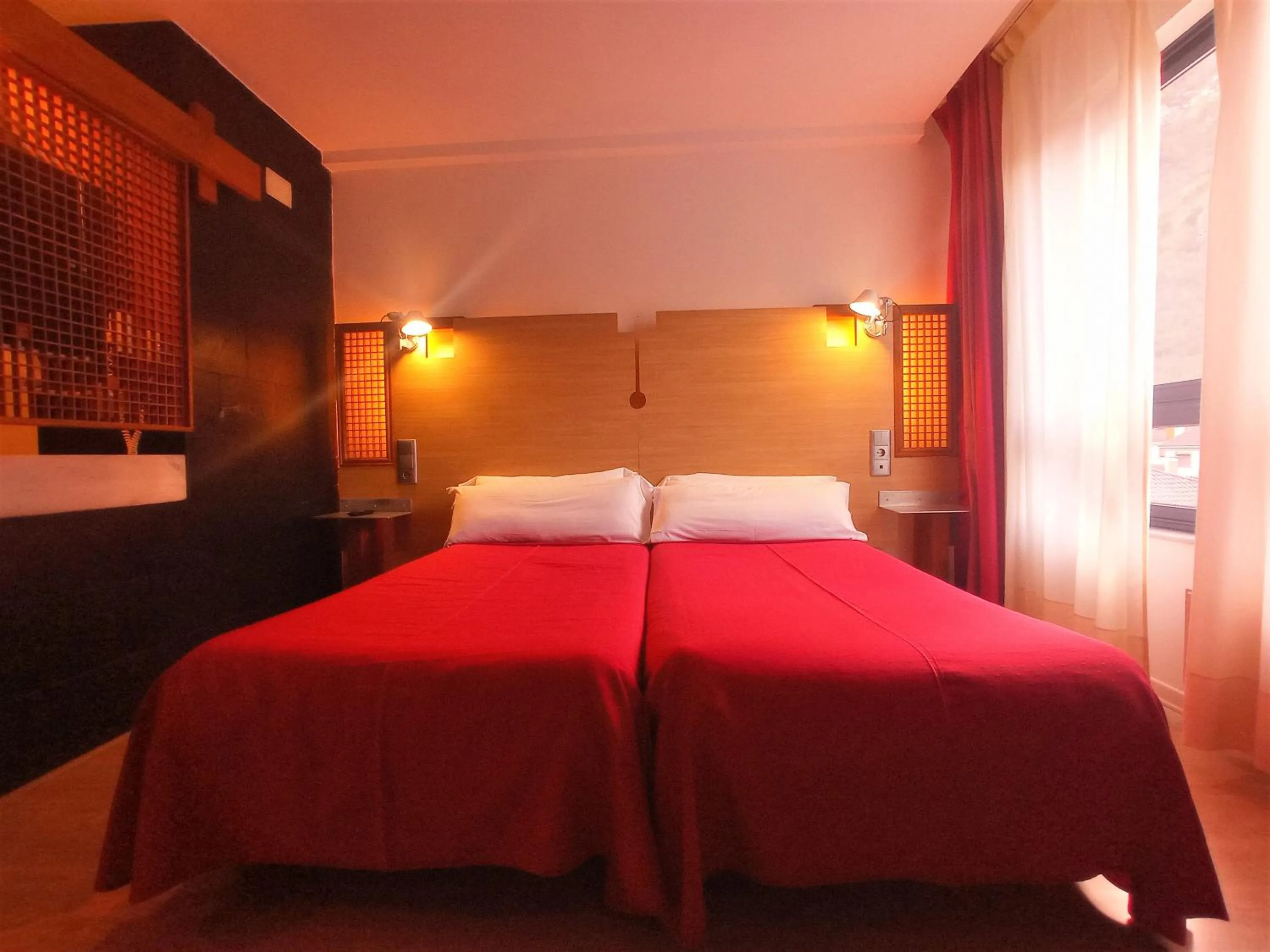 TV and multimedia, Bed in Hotel Castillo del Alba
