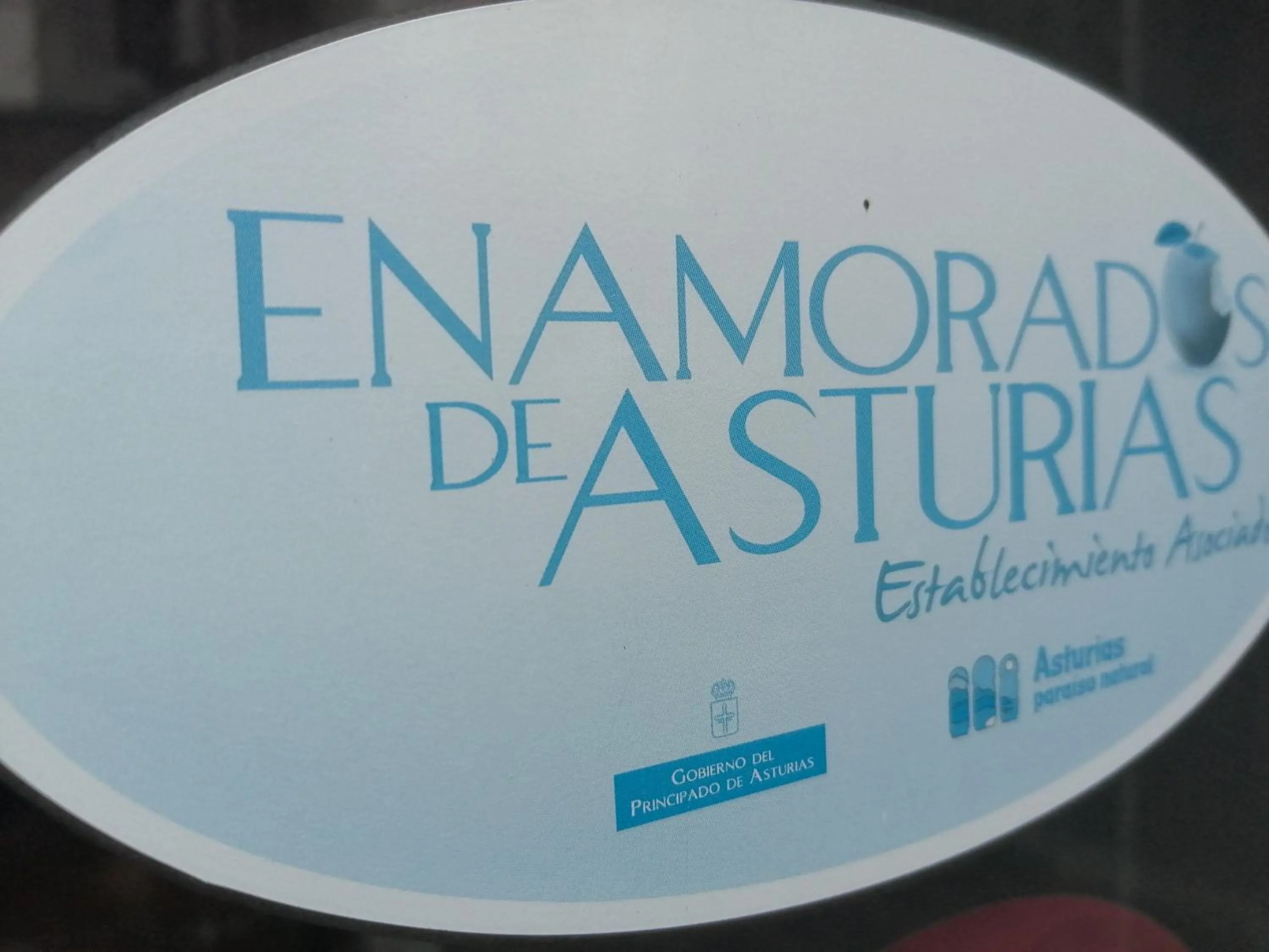 Text overlay in Hotel Castillo del Alba