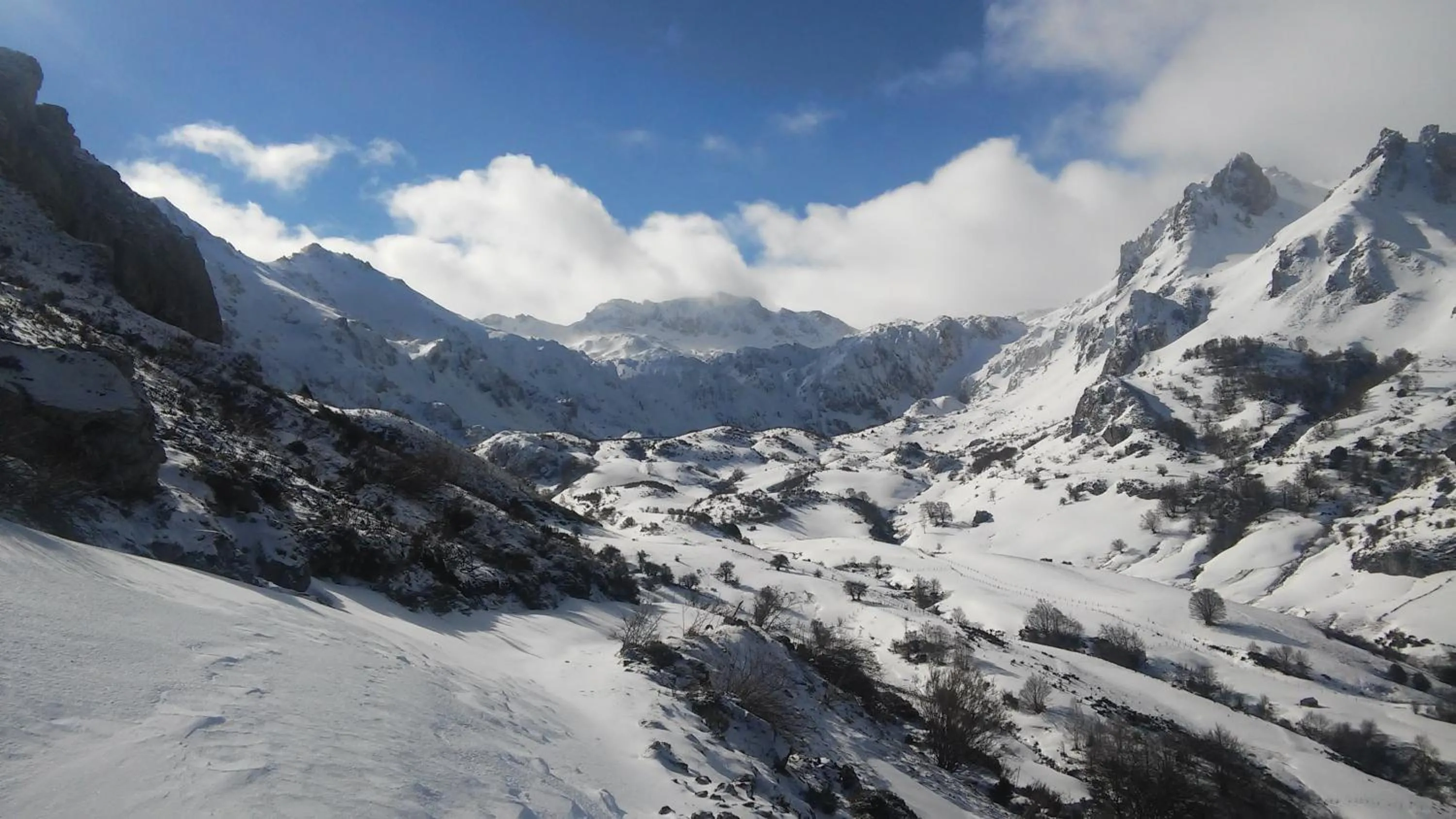 Skiing in Hotel Castillo del Alba