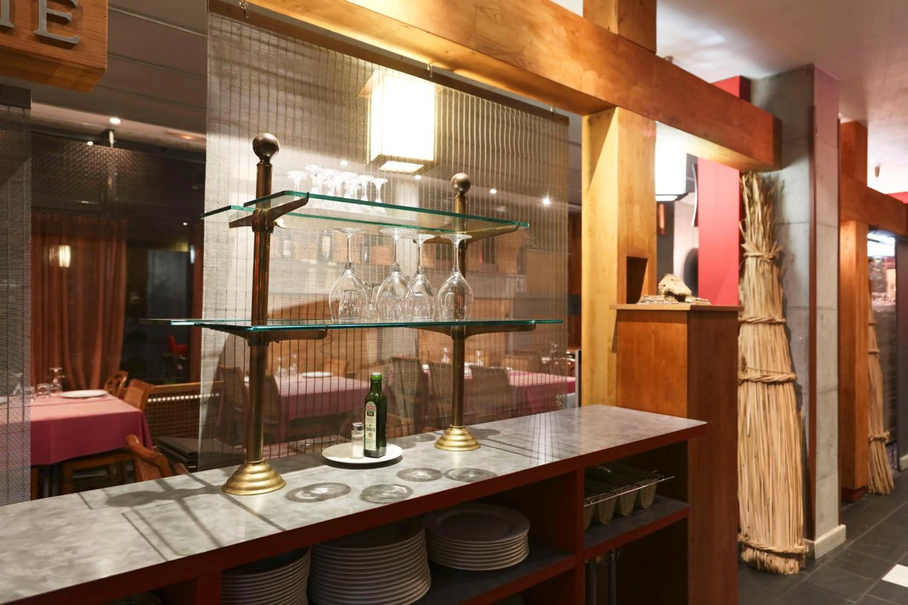 Restaurant/places to eat in Hotel Castillo del Alba