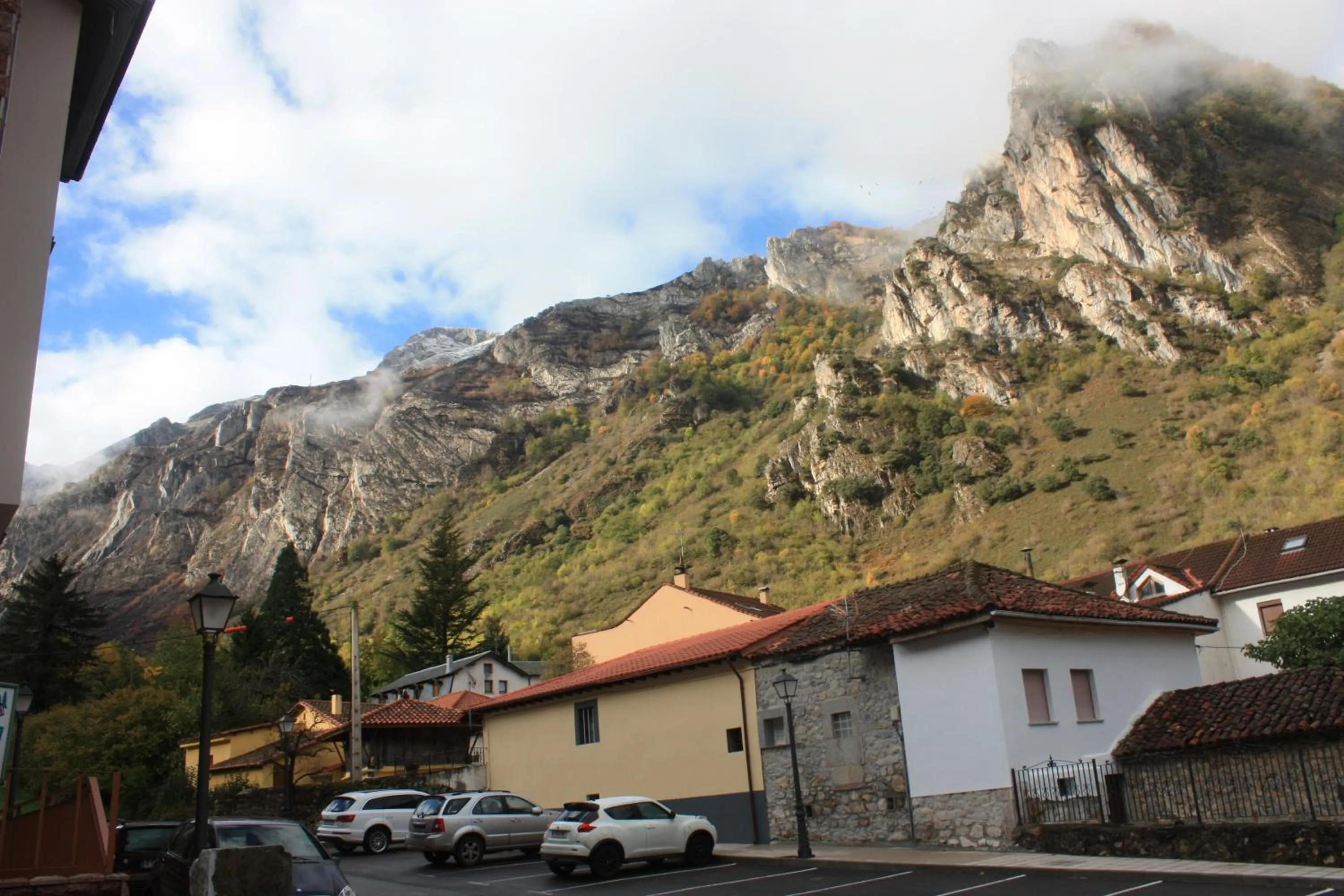 Day in Hotel Castillo del Alba
