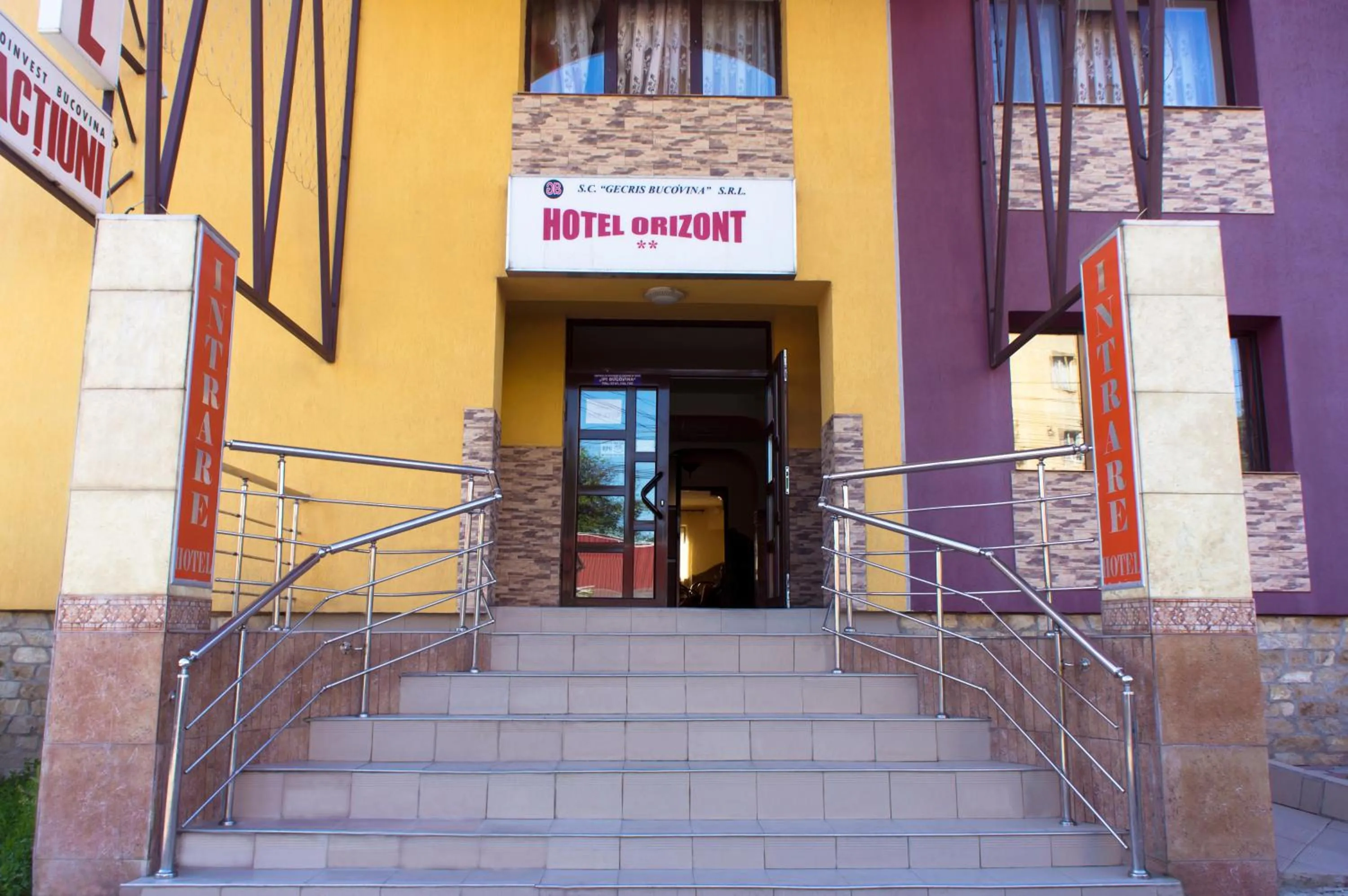 Facade/entrance in Hotel Orizont Suceava