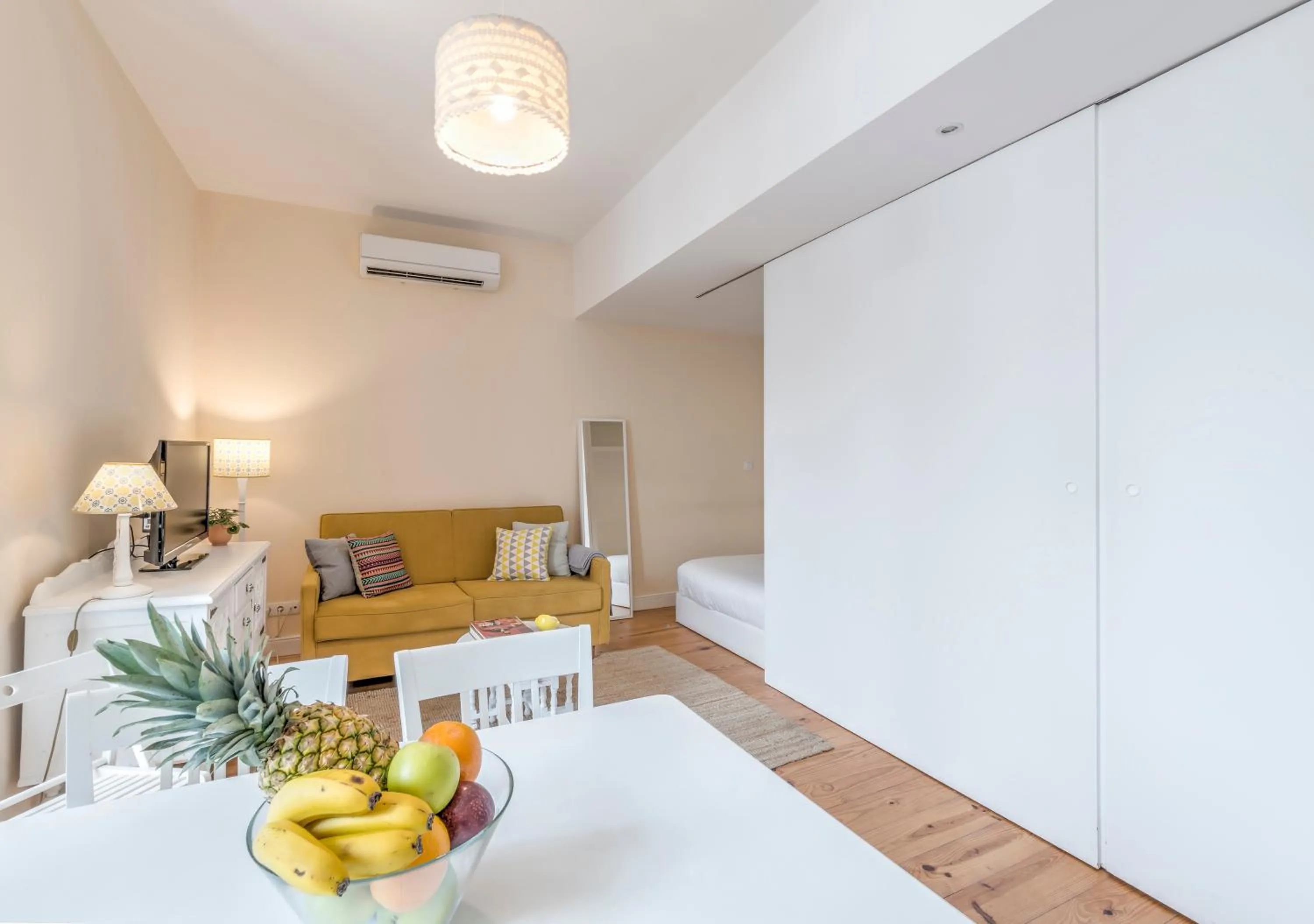 Living room, Bed in Look At Me - Serviced Lofts & Studios