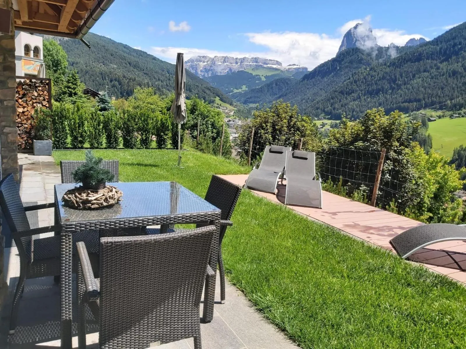 Garden in Chalet Residence Alpinflair