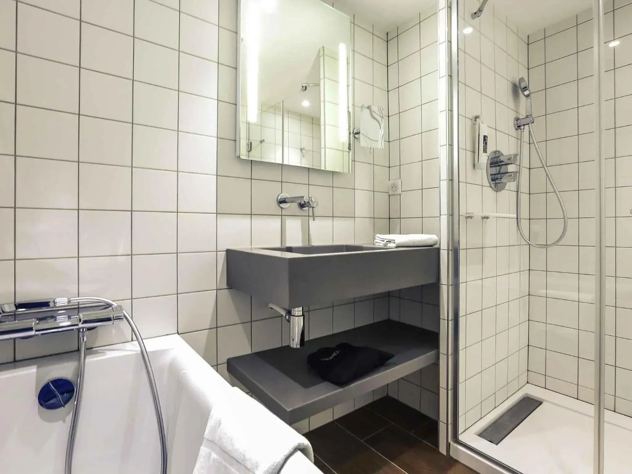 Bedroom in Mercure Nancy Centre Gare Bedroom in Mercure Nancy Centre Gare