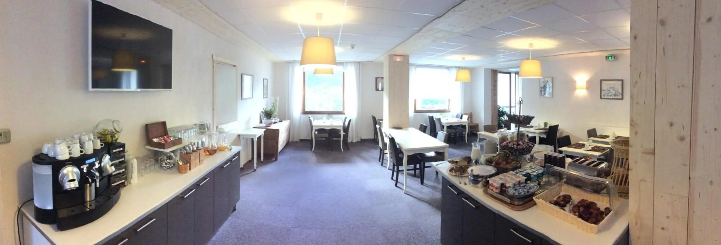 Dining area in Hôtel Cristol