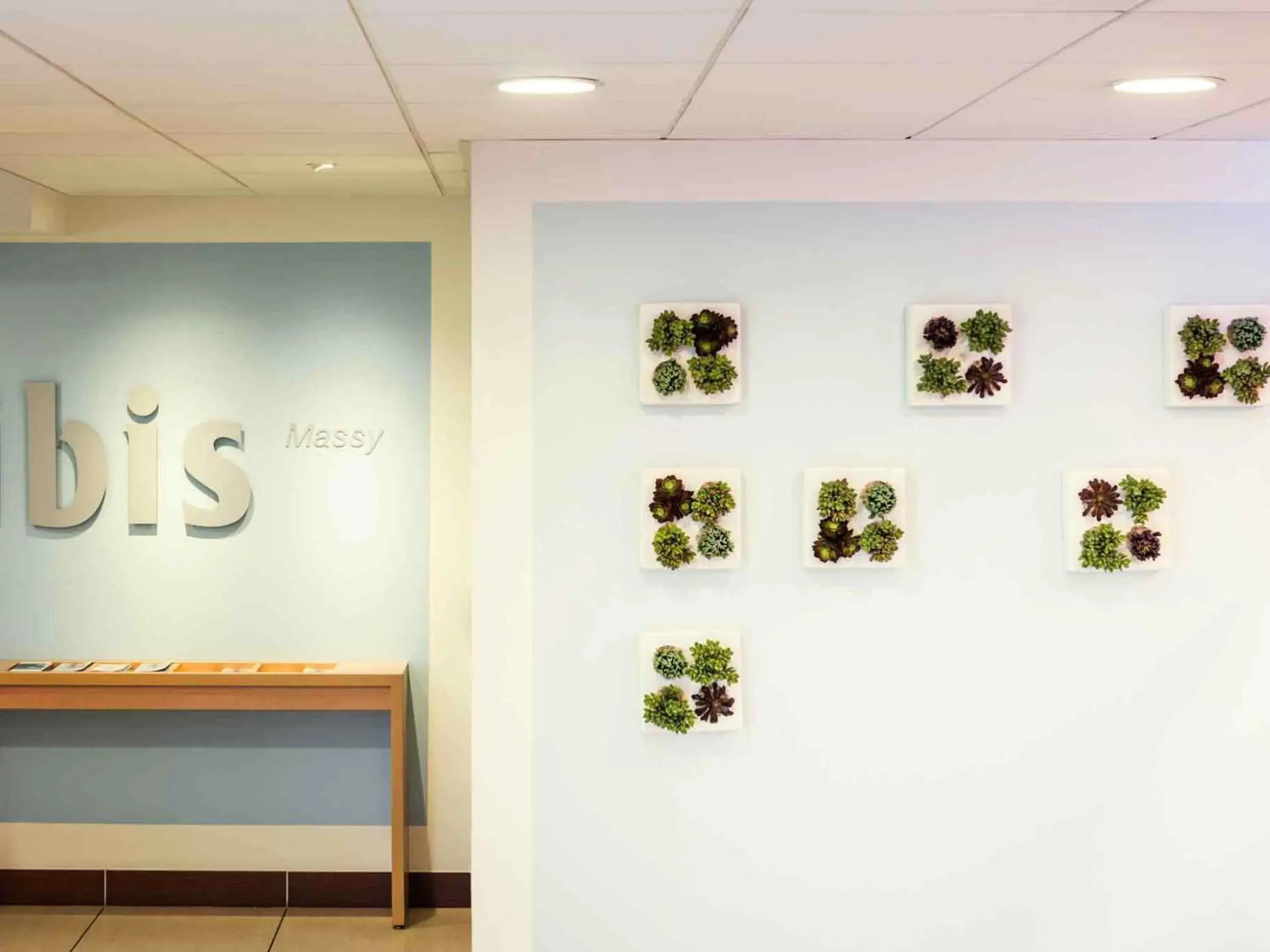 Property building in ibis Massy Property building in ibis Massy