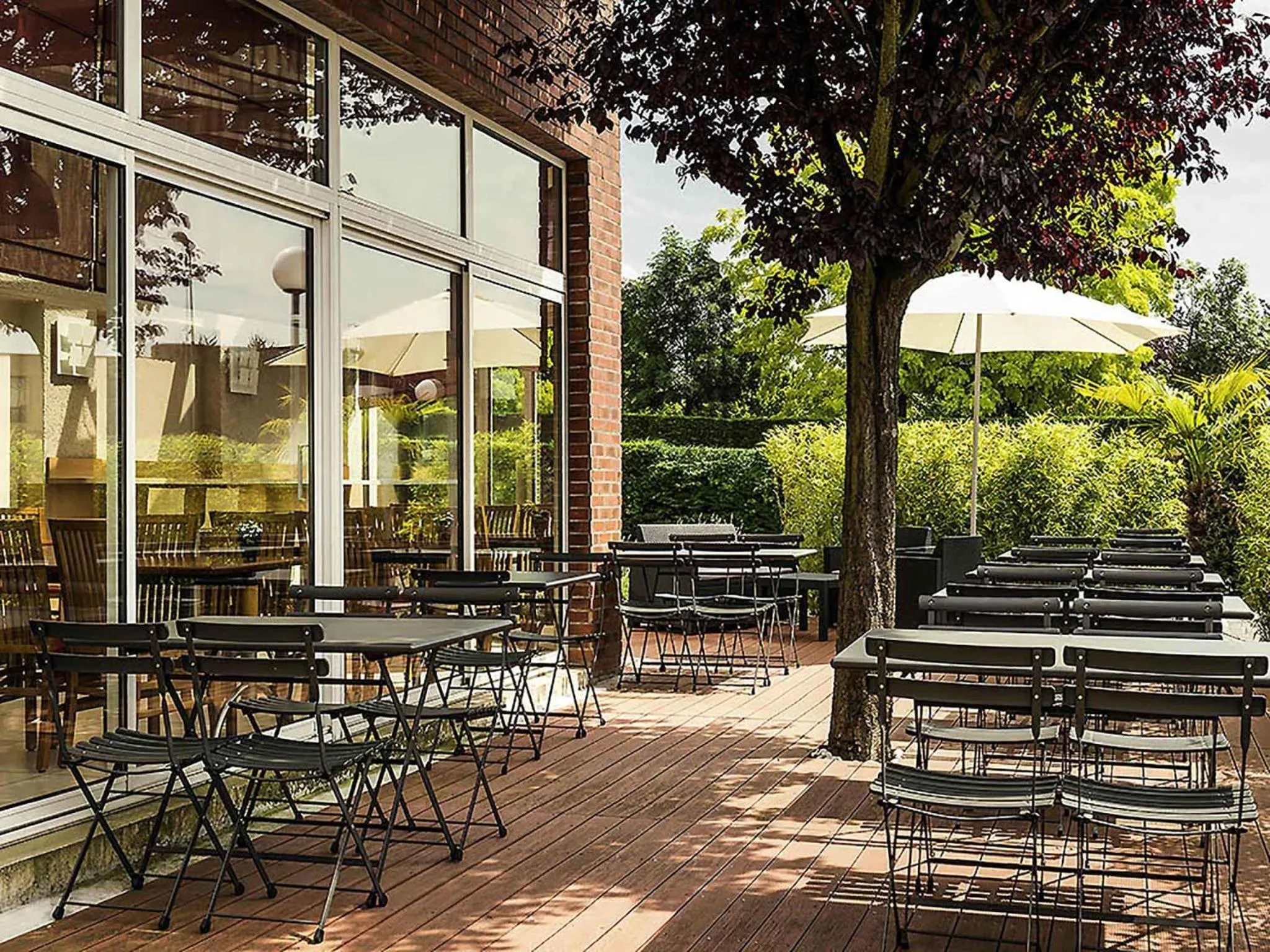 Lounge or bar in ibis Massy