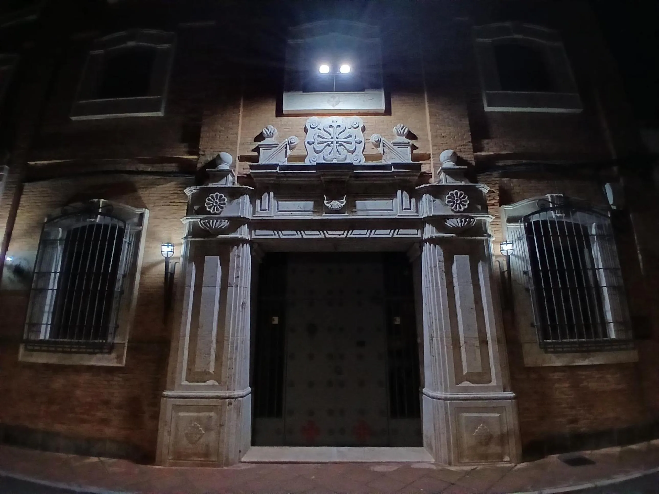 Facade/entrance in Hotel Rural Hospedería de los Calatravos