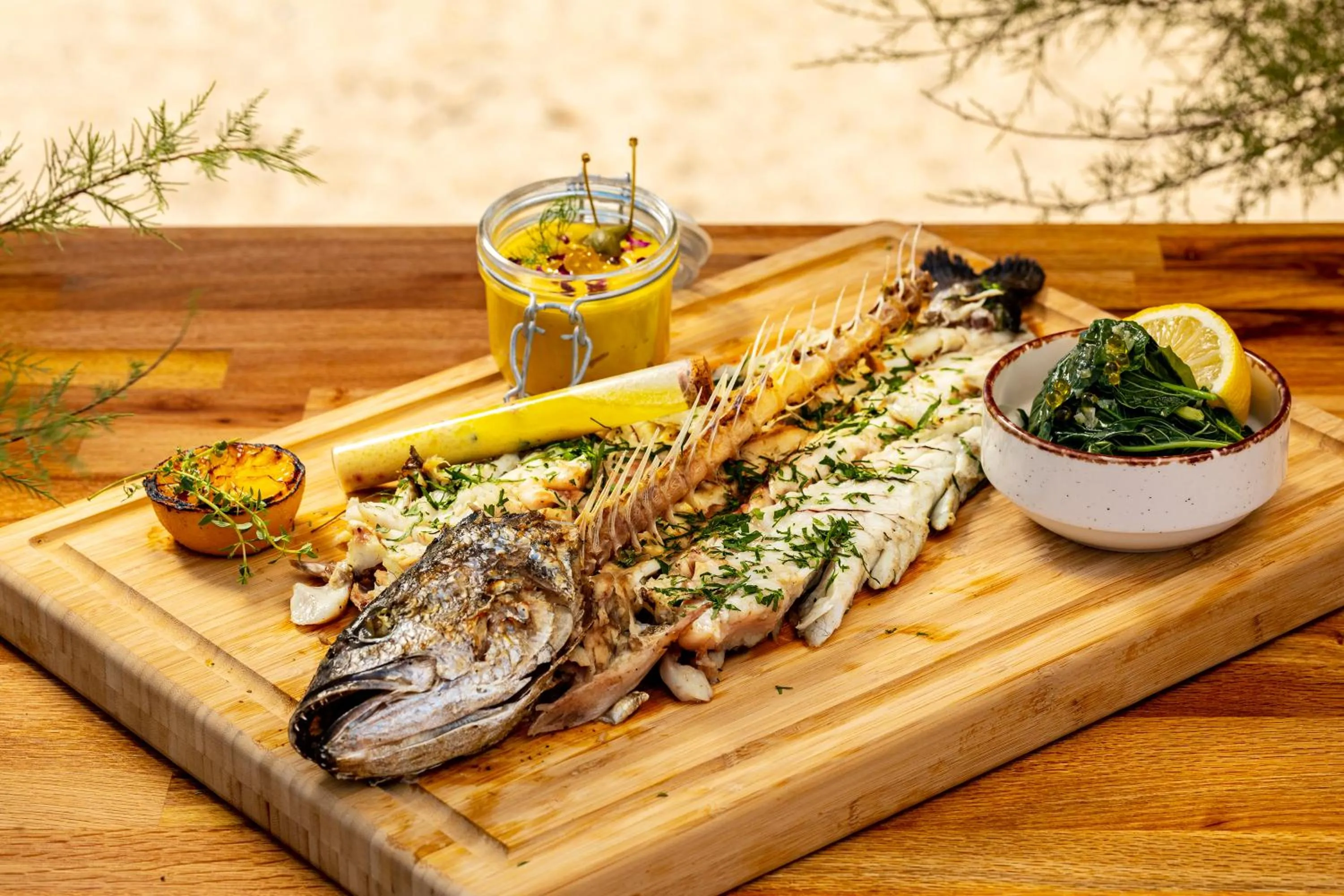 Food and drinks in Mount Athos Resort