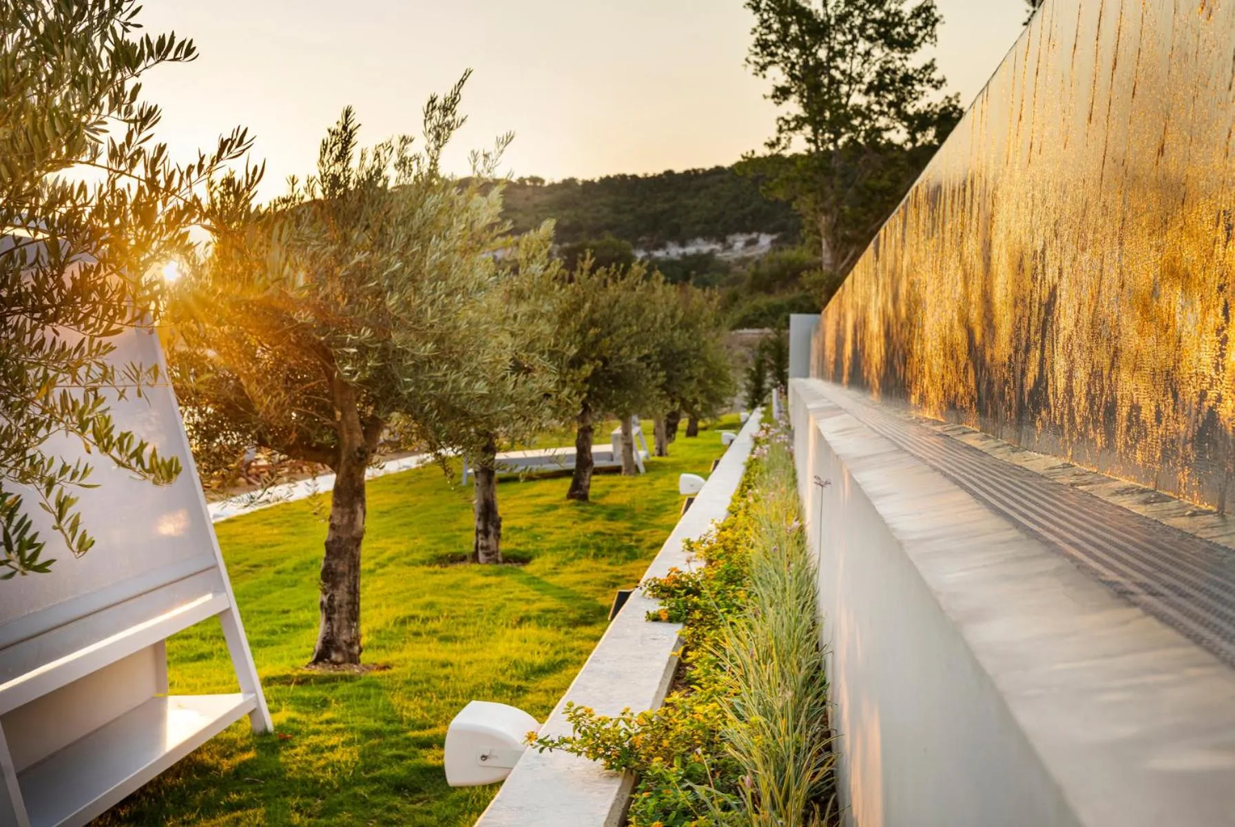 Garden in Mount Athos Resort