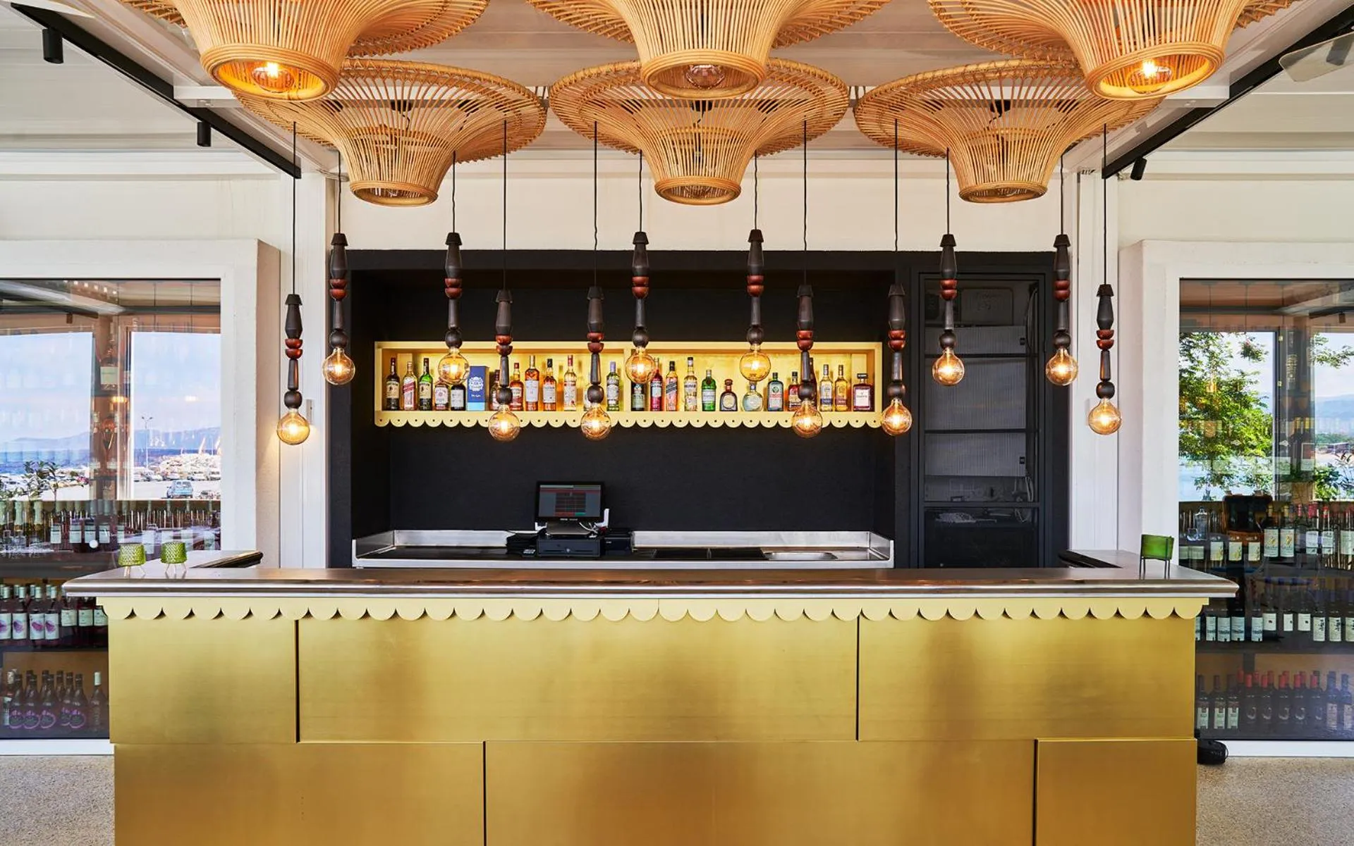 Restaurant/places to eat in Mount Athos Resort