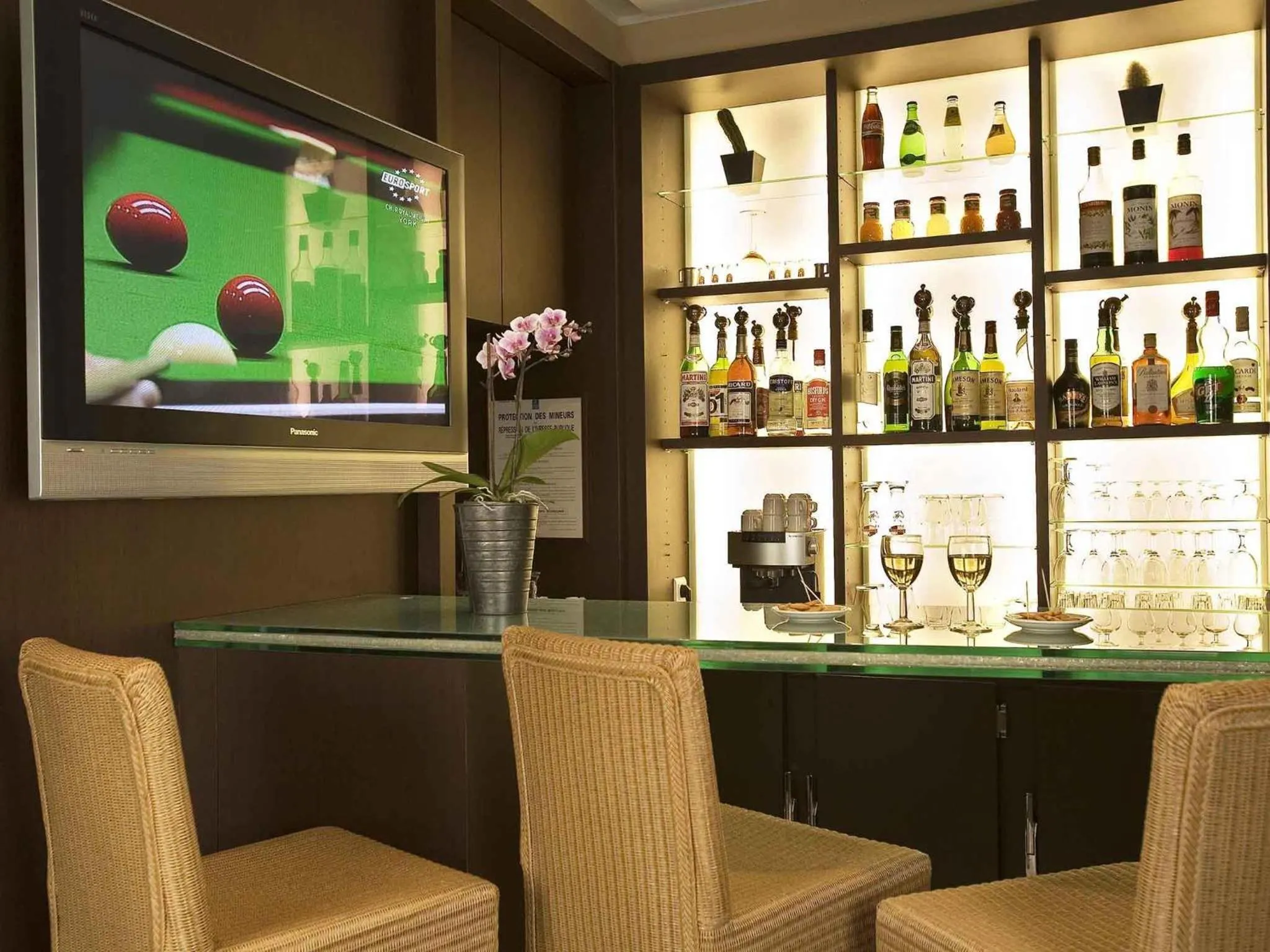 Lounge or bar in ibis Besançon Centre Ville