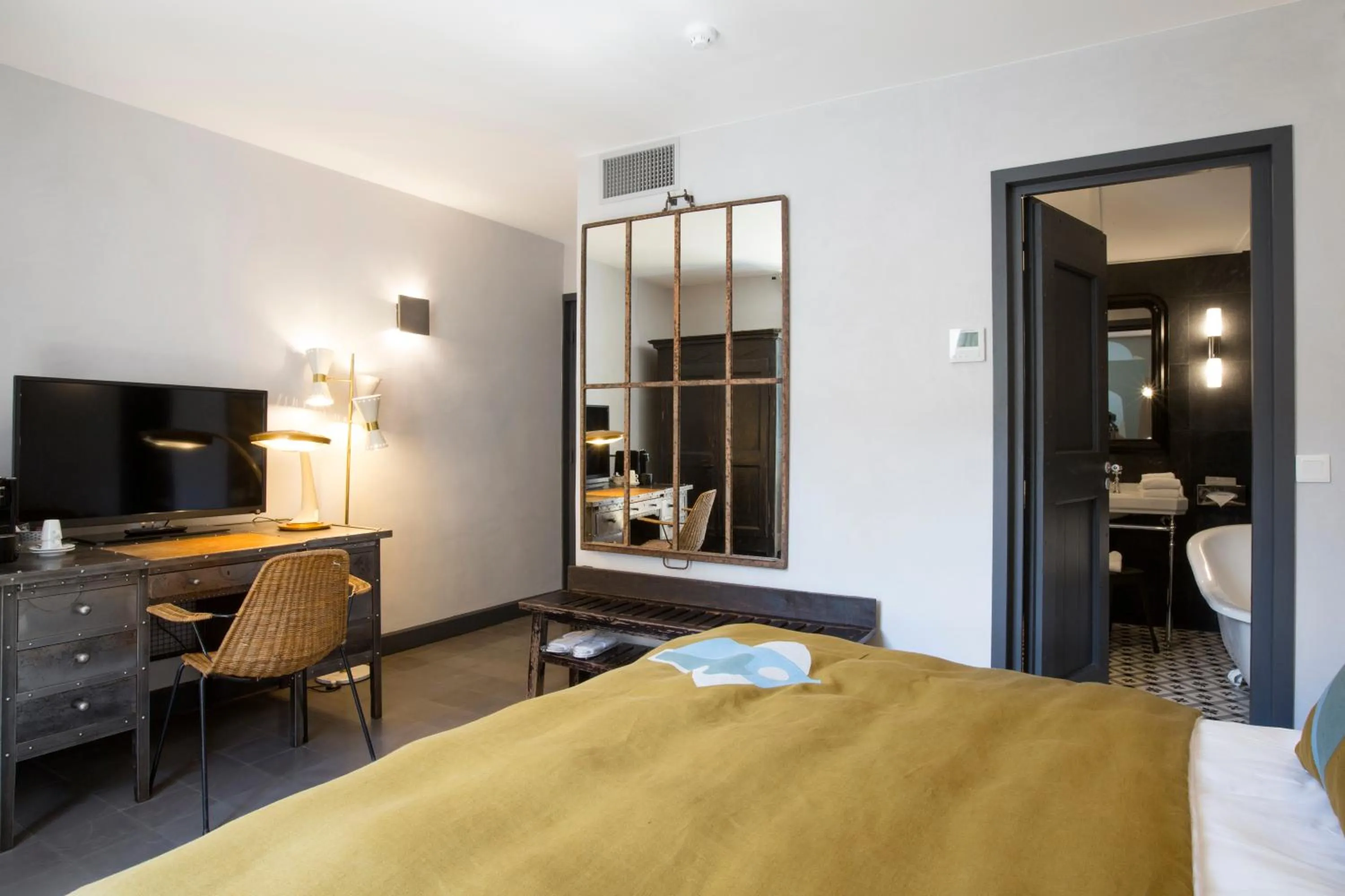 Bed in Auberge de Banne