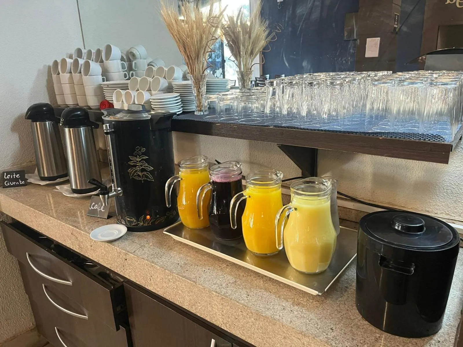 Breakfast in Samba Três Lagoas