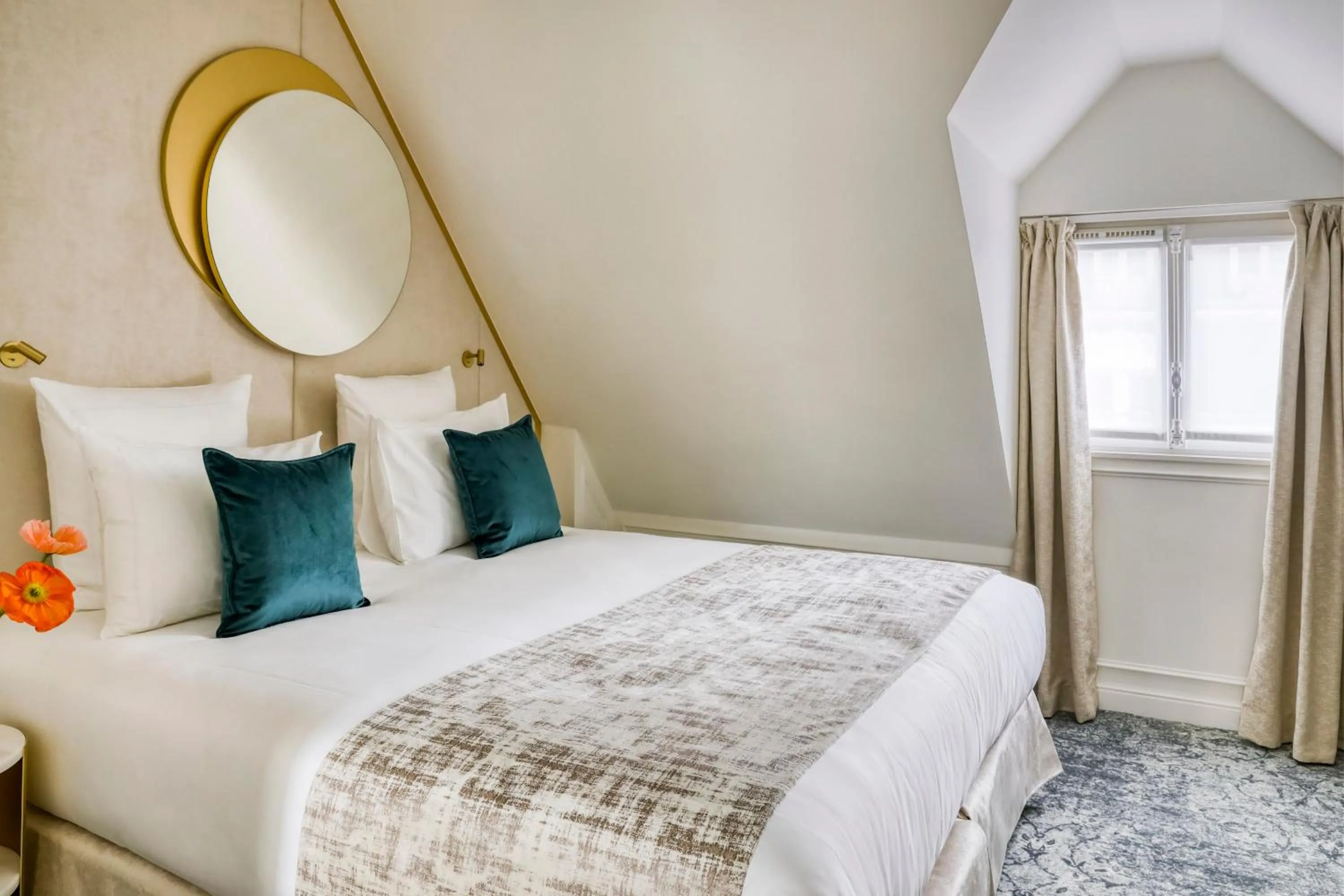 Bed in Maison Albar - Le Vendome