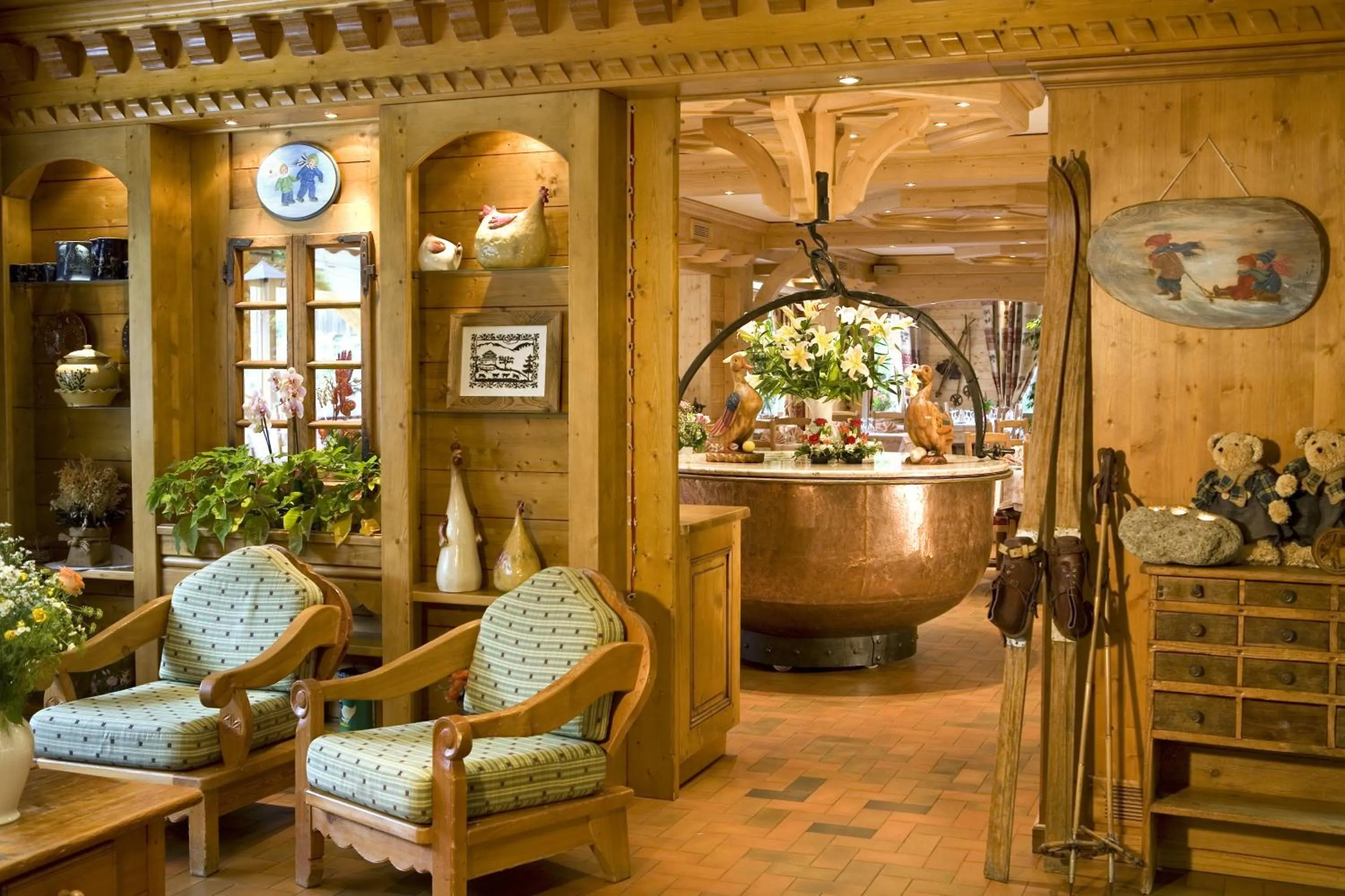 Restaurant/places to eat in Chalet-Hôtel Neige et Roc, The Originals Relais