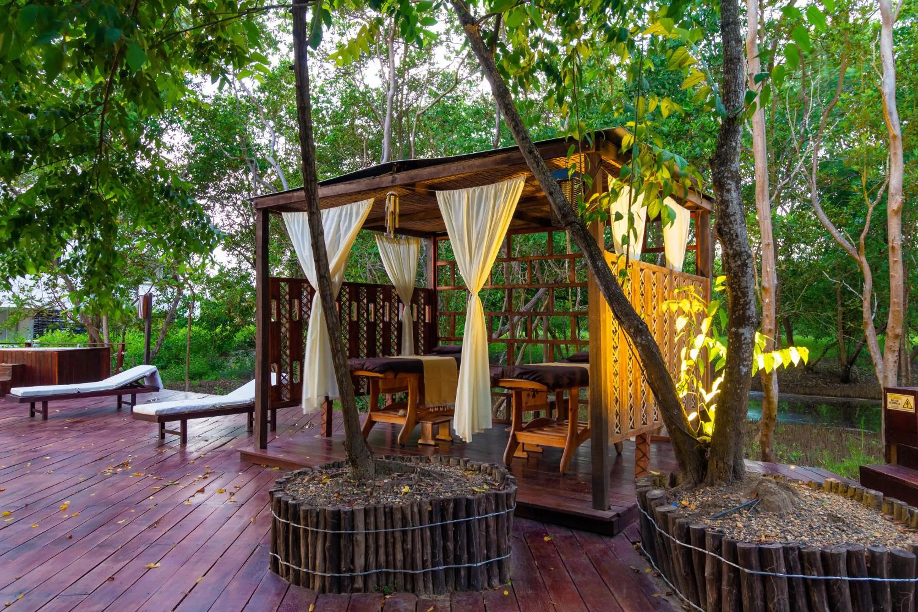 Patio in Santo Manglar Cartagena Life Wellness Spa Hotel