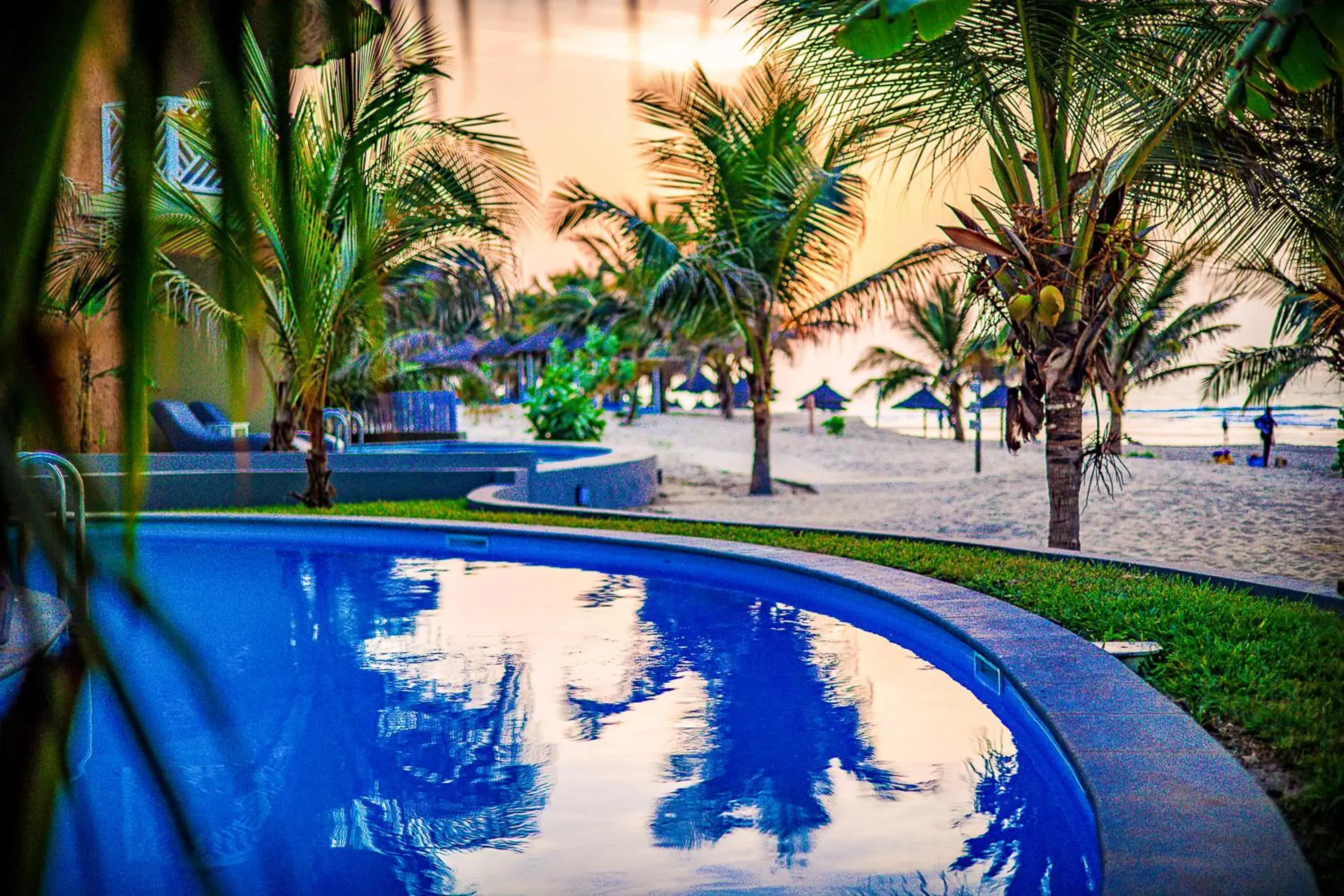 Swimming pool in Balafon Beach Resort Swimming pool in Balafon Beach Resort