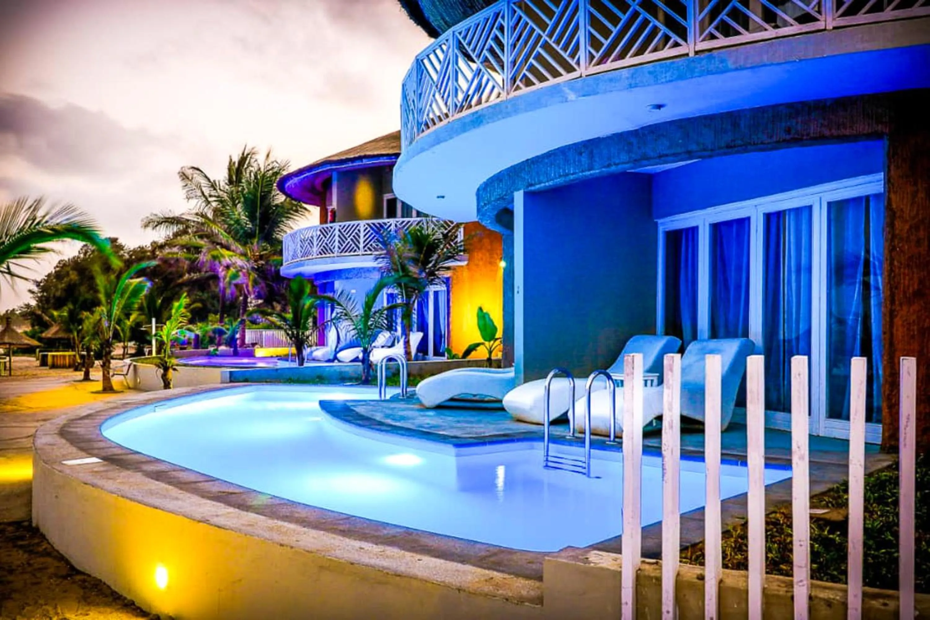 Swimming pool in Balafon Beach Resort