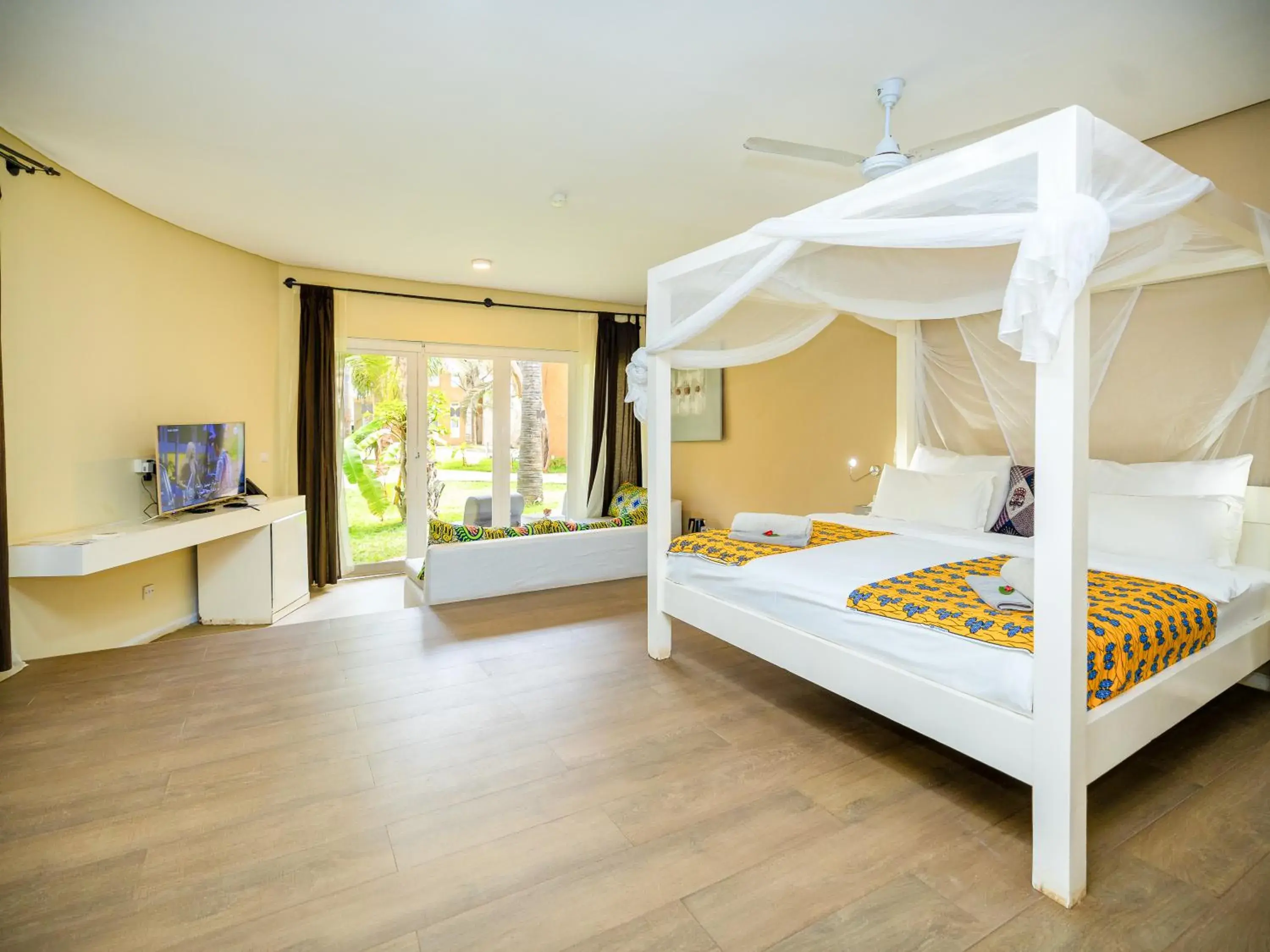 Bedroom, Bed in Balafon Beach Resort Bedroom, Bed in Balafon Beach Resort