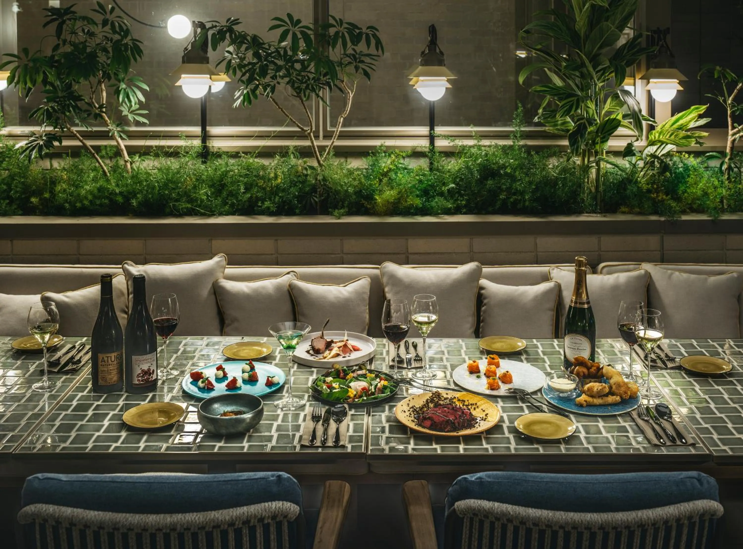 Restaurant/places to eat in Zentis Osaka