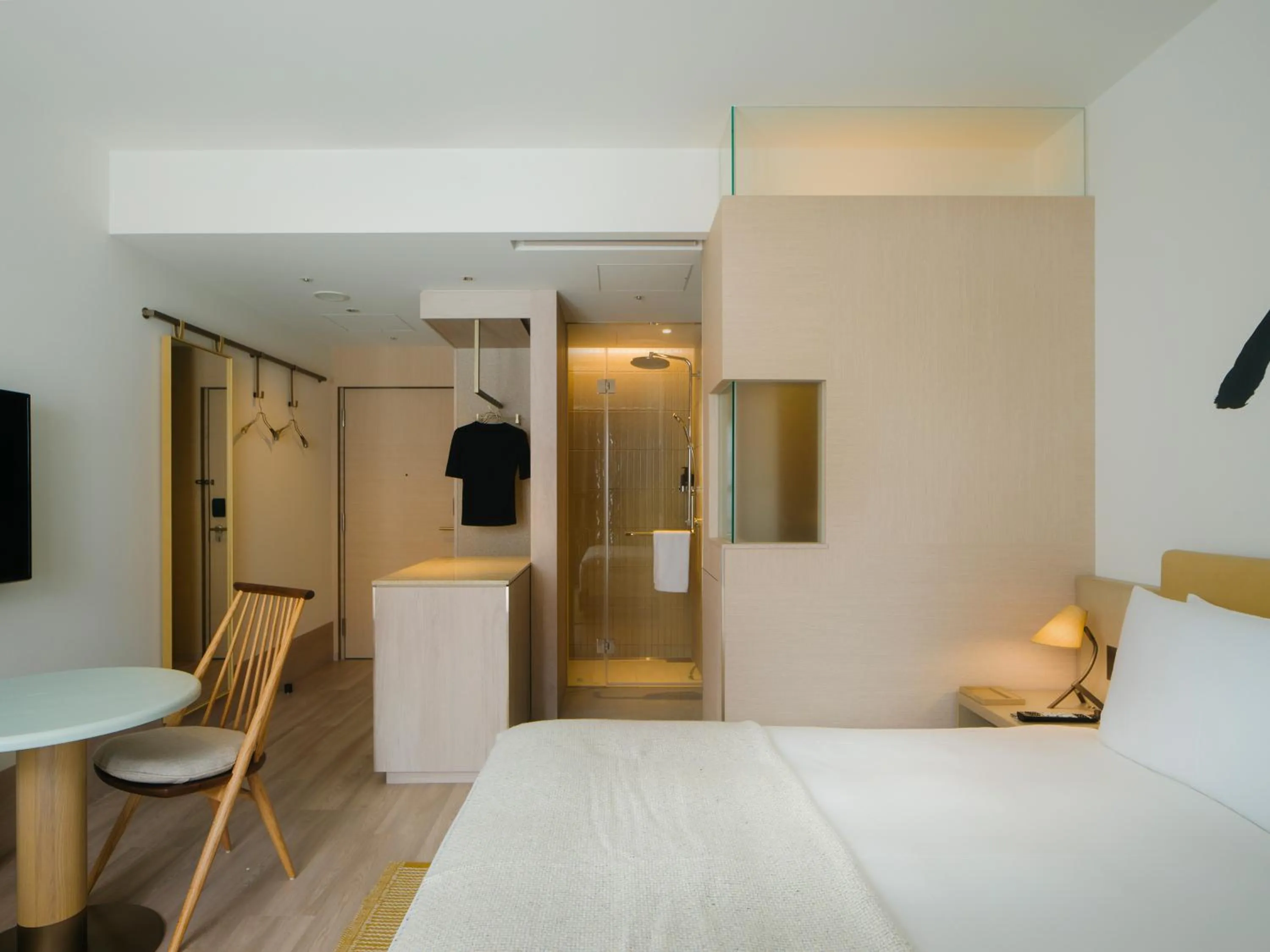 Shower, Bed in Zentis Osaka