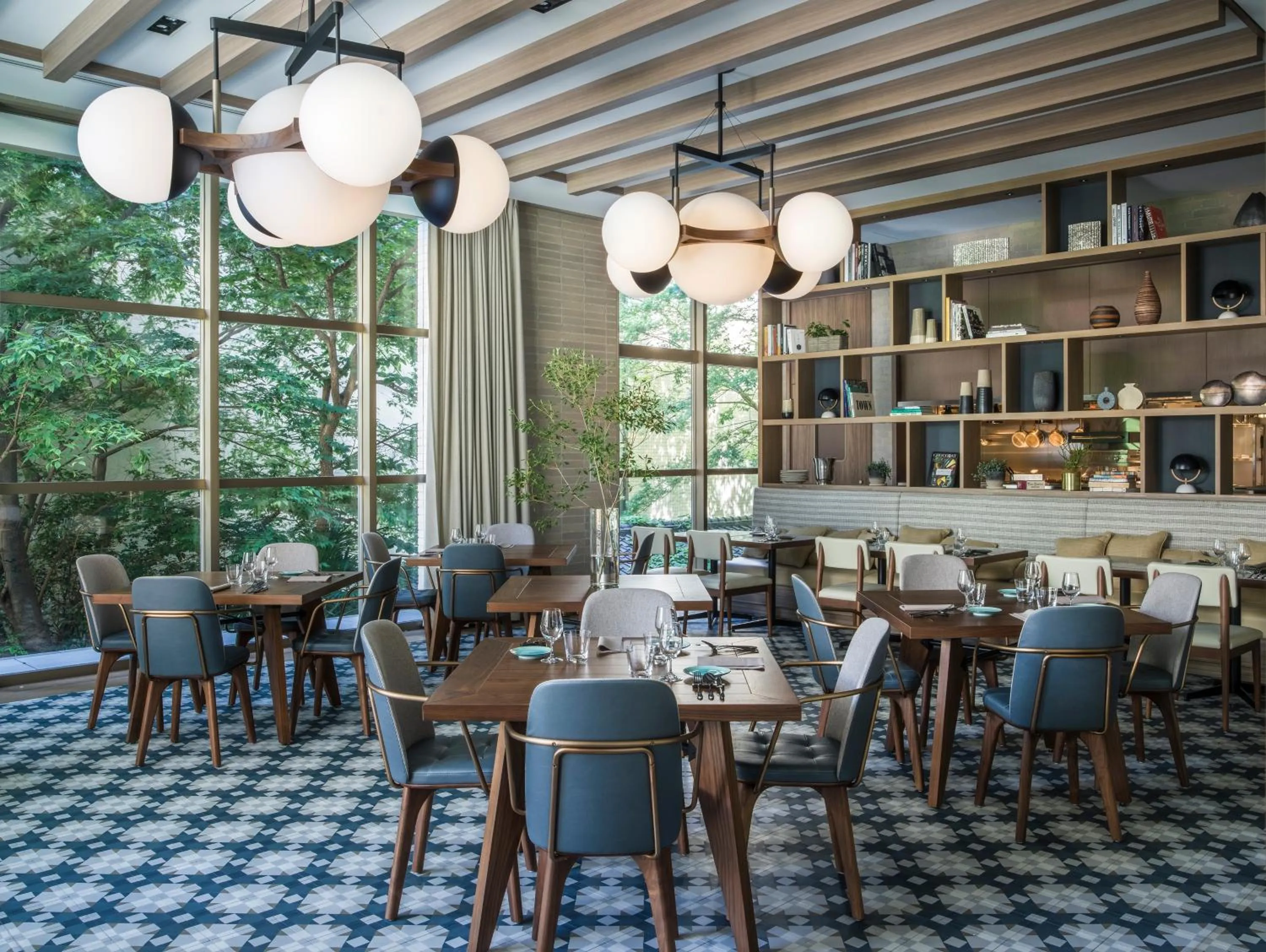 Restaurant/places to eat in Zentis Osaka