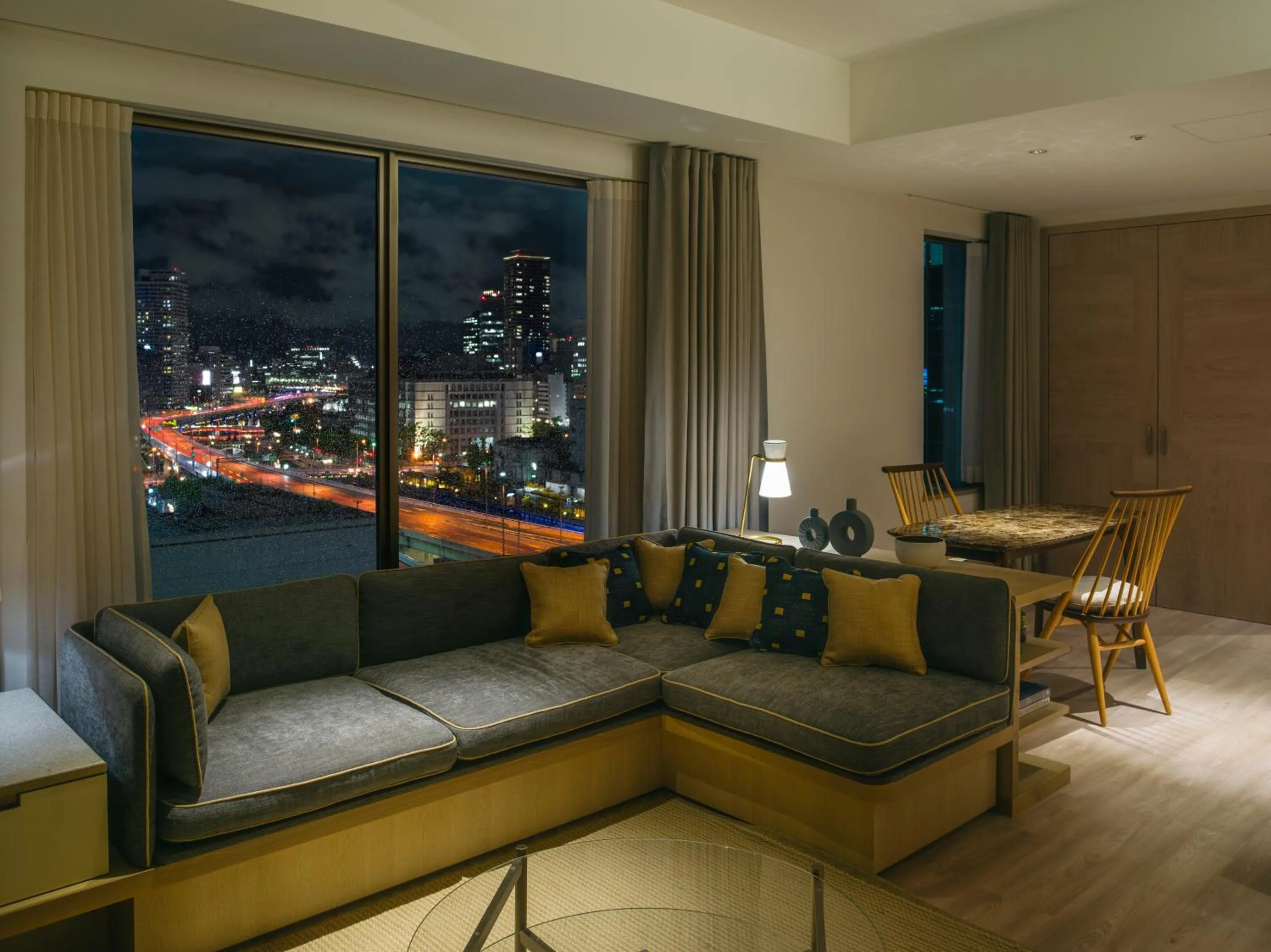 Night in Zentis Osaka