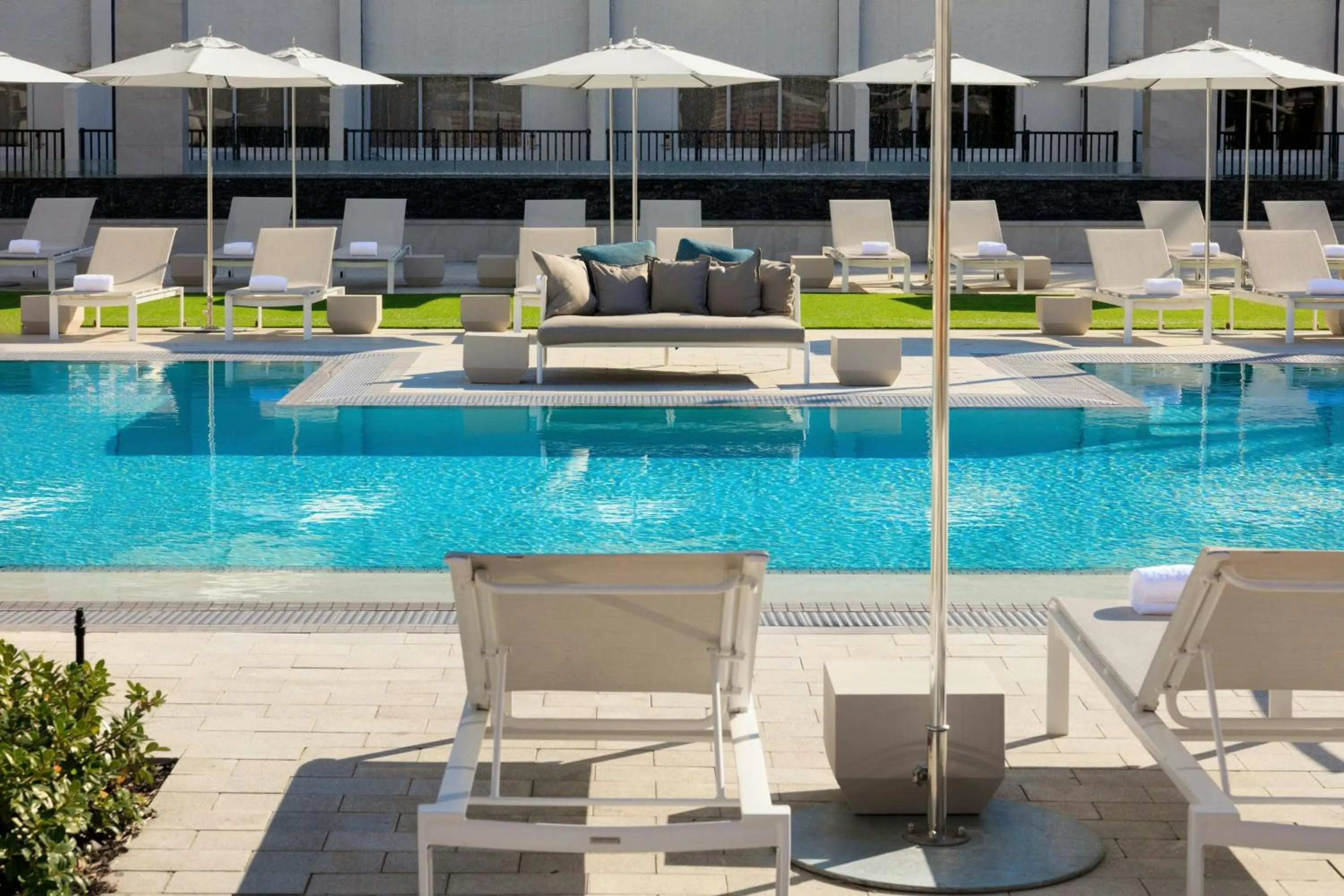 Swimming pool in Renaissance Boca Raton Hotel