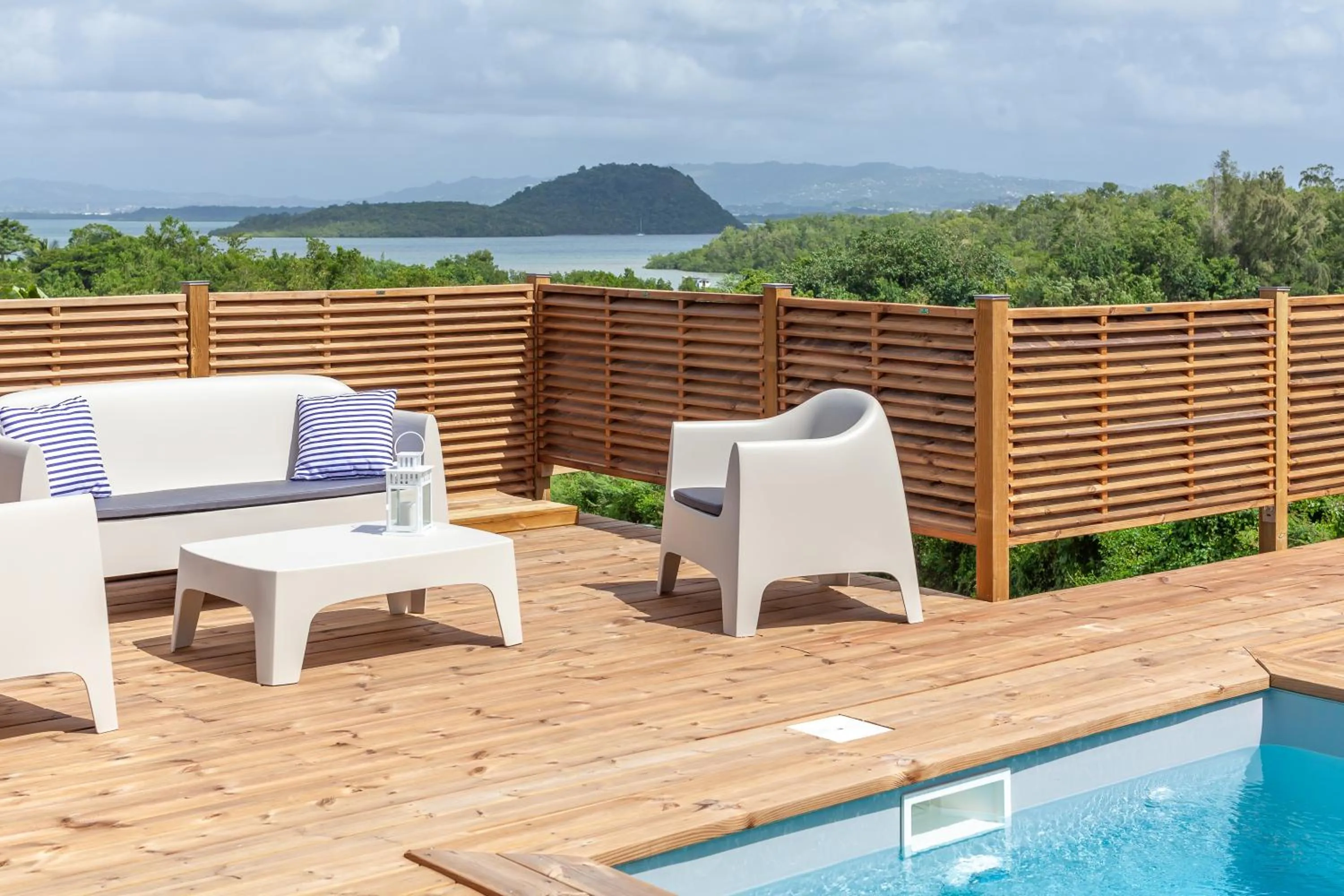 Patio in SeaCove & SeaSide Villas, classées 4 étoiles