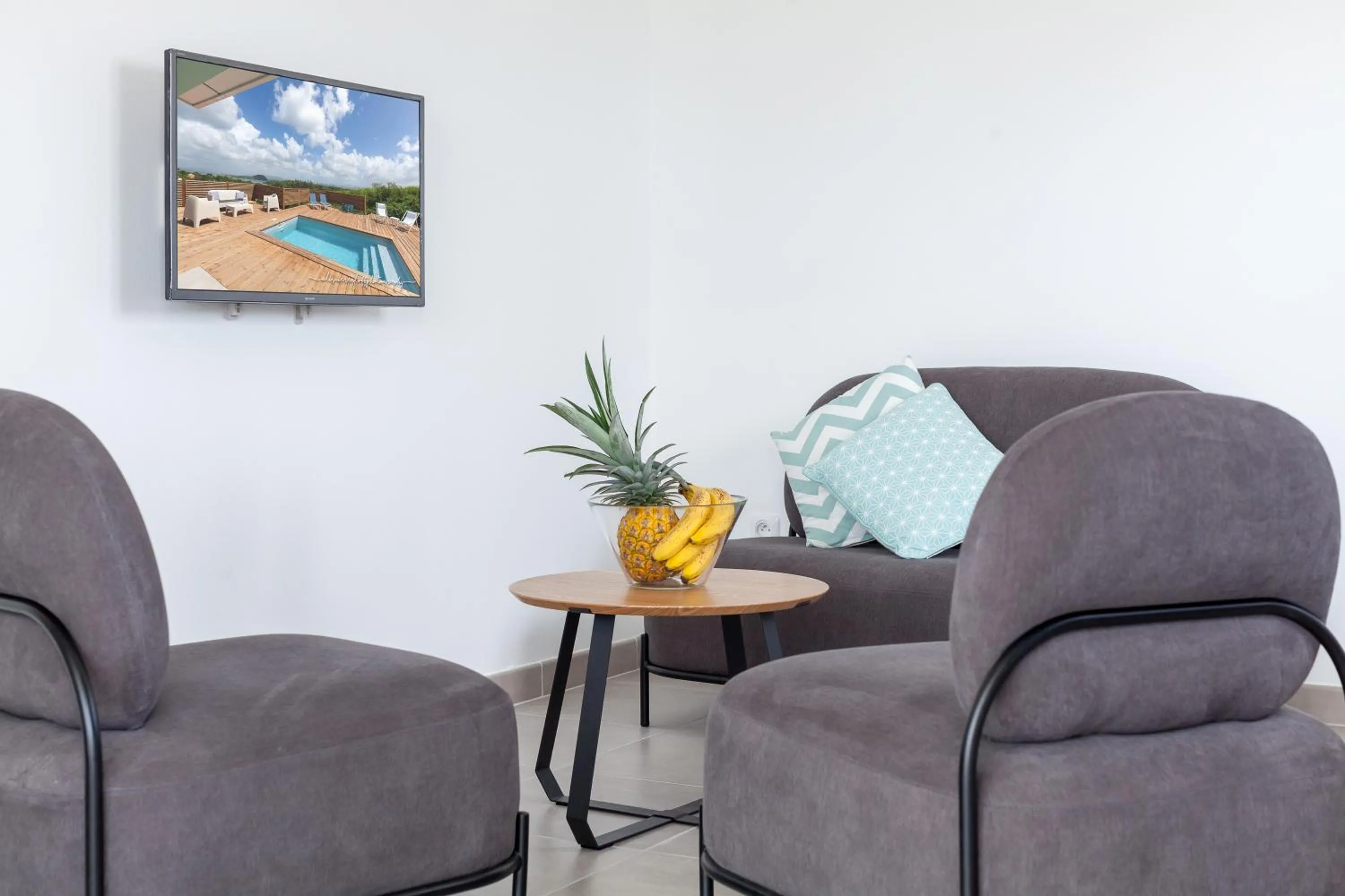 TV and multimedia in SeaCove & SeaSide Villas, classées 4 étoiles