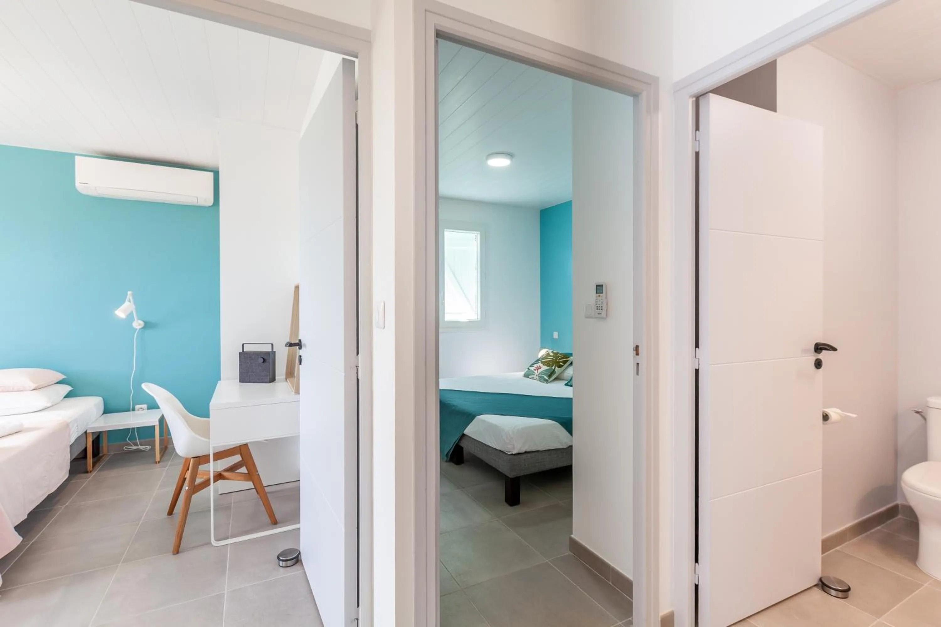 Bedroom, Bed in SeaCove & SeaSide Villas, classées 4 étoiles