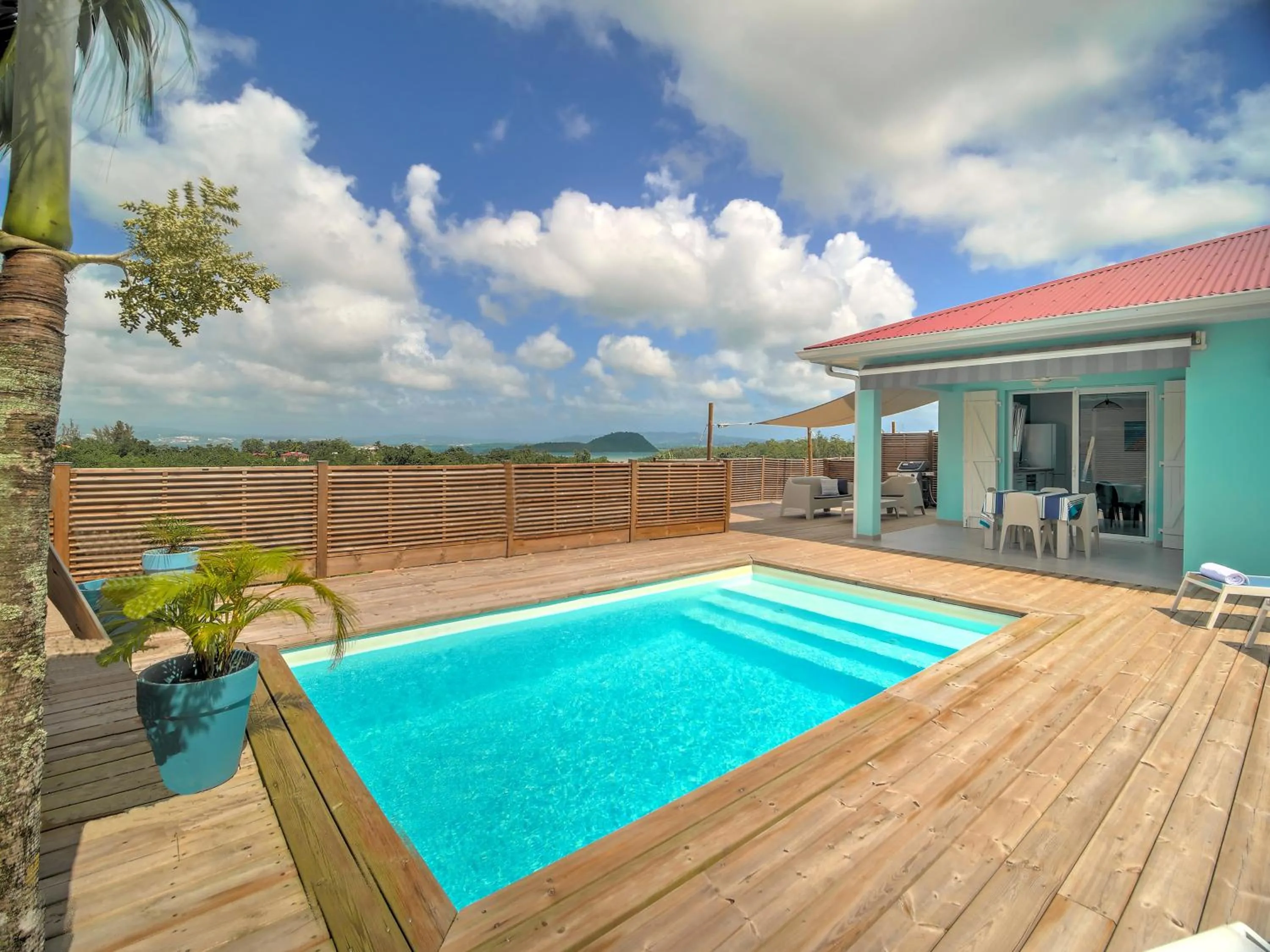 Property building in SeaCove & SeaSide Villas, classées 4 étoiles