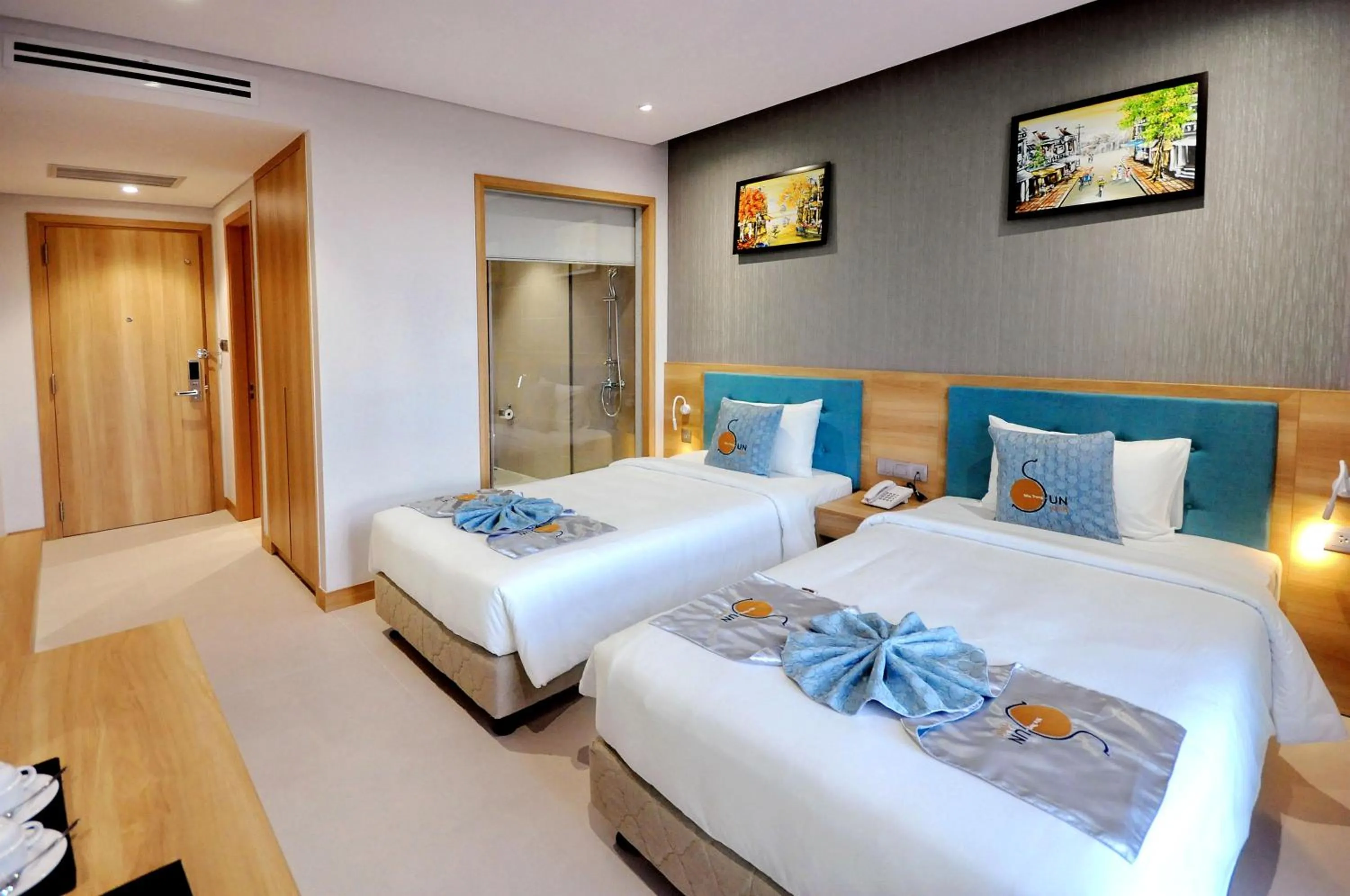 Bed in Sun Kiss Hotel