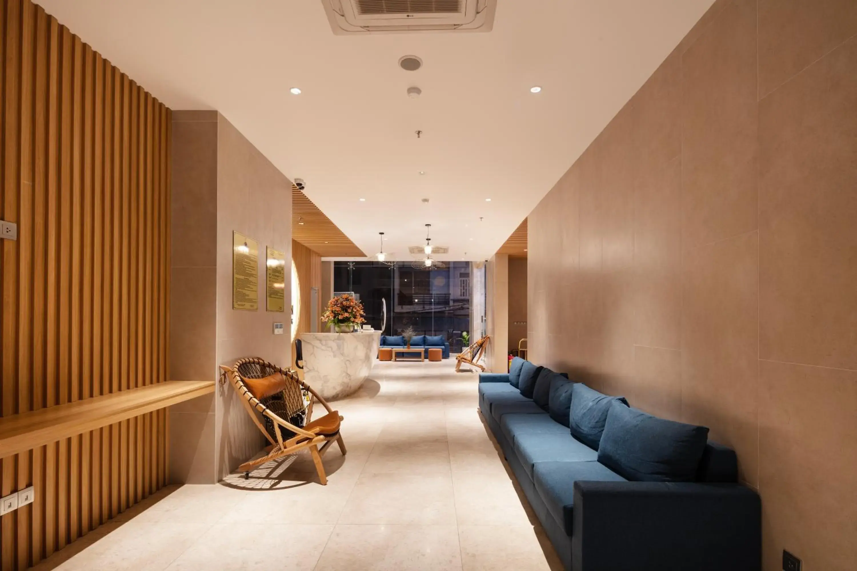 Property building, Bed in Sun Kiss Hotel Property building, Bed in Sun Kiss Hotel