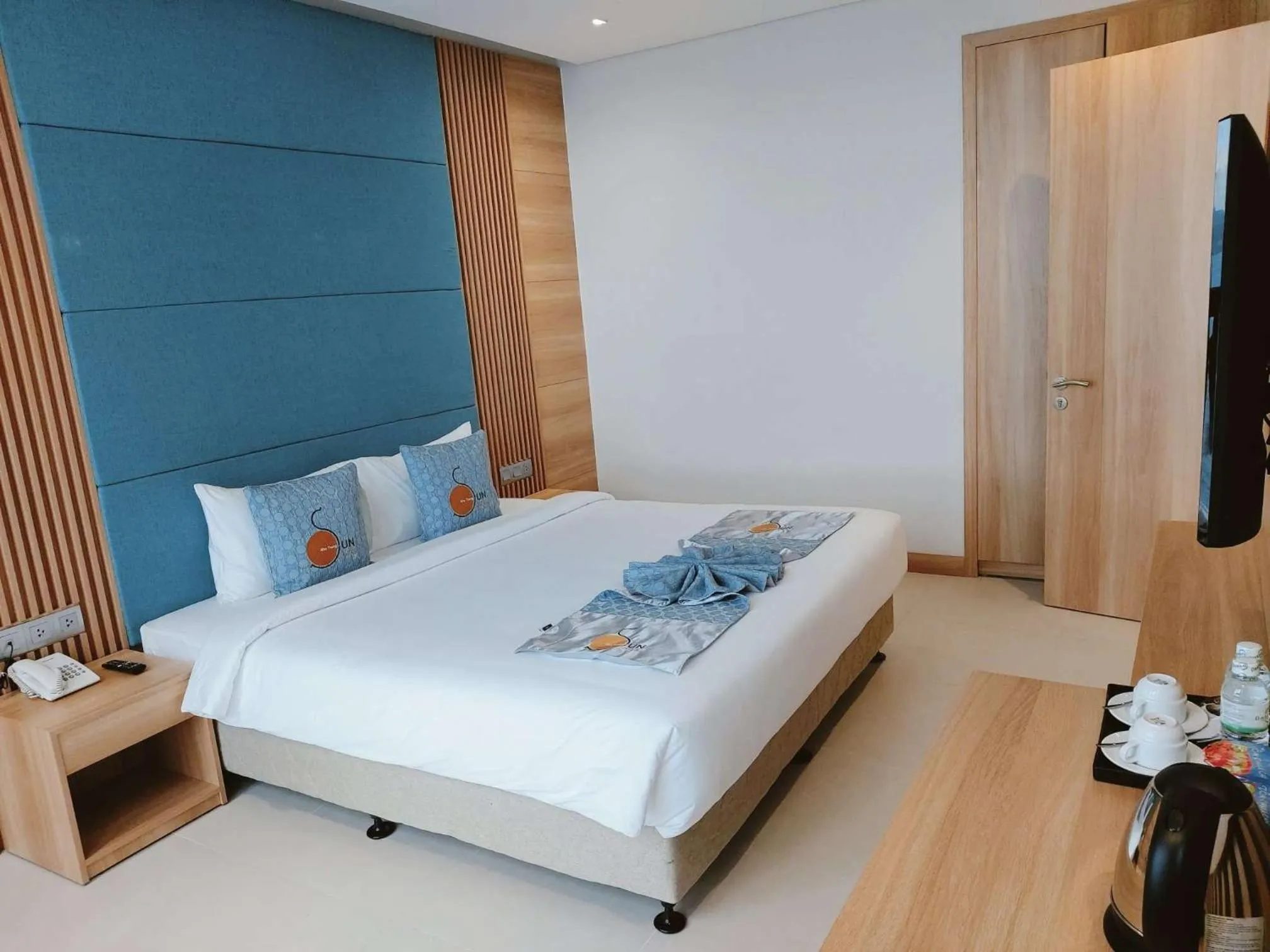 Bed in Sun Kiss Hotel